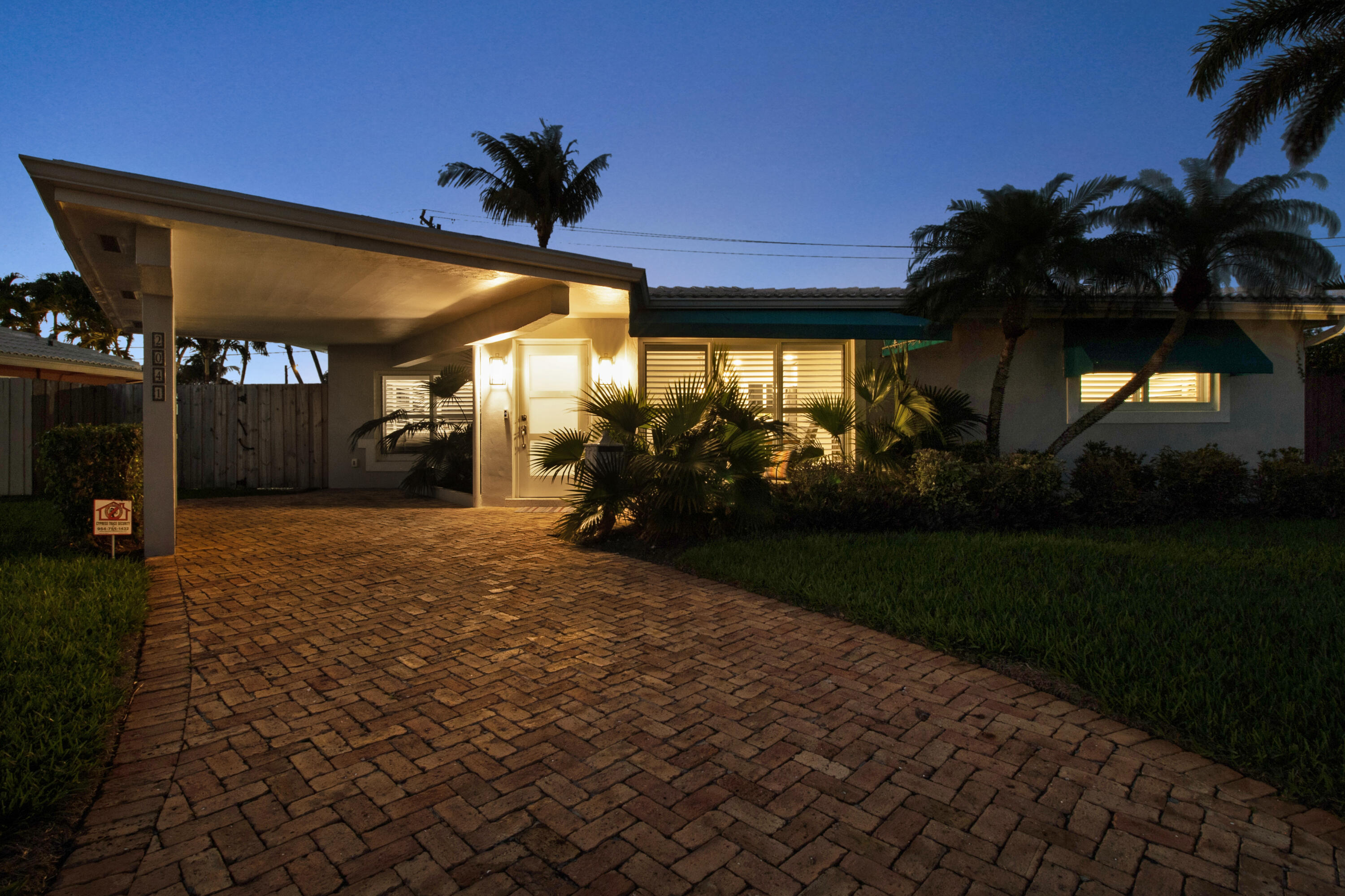 2041 NE 60th Street