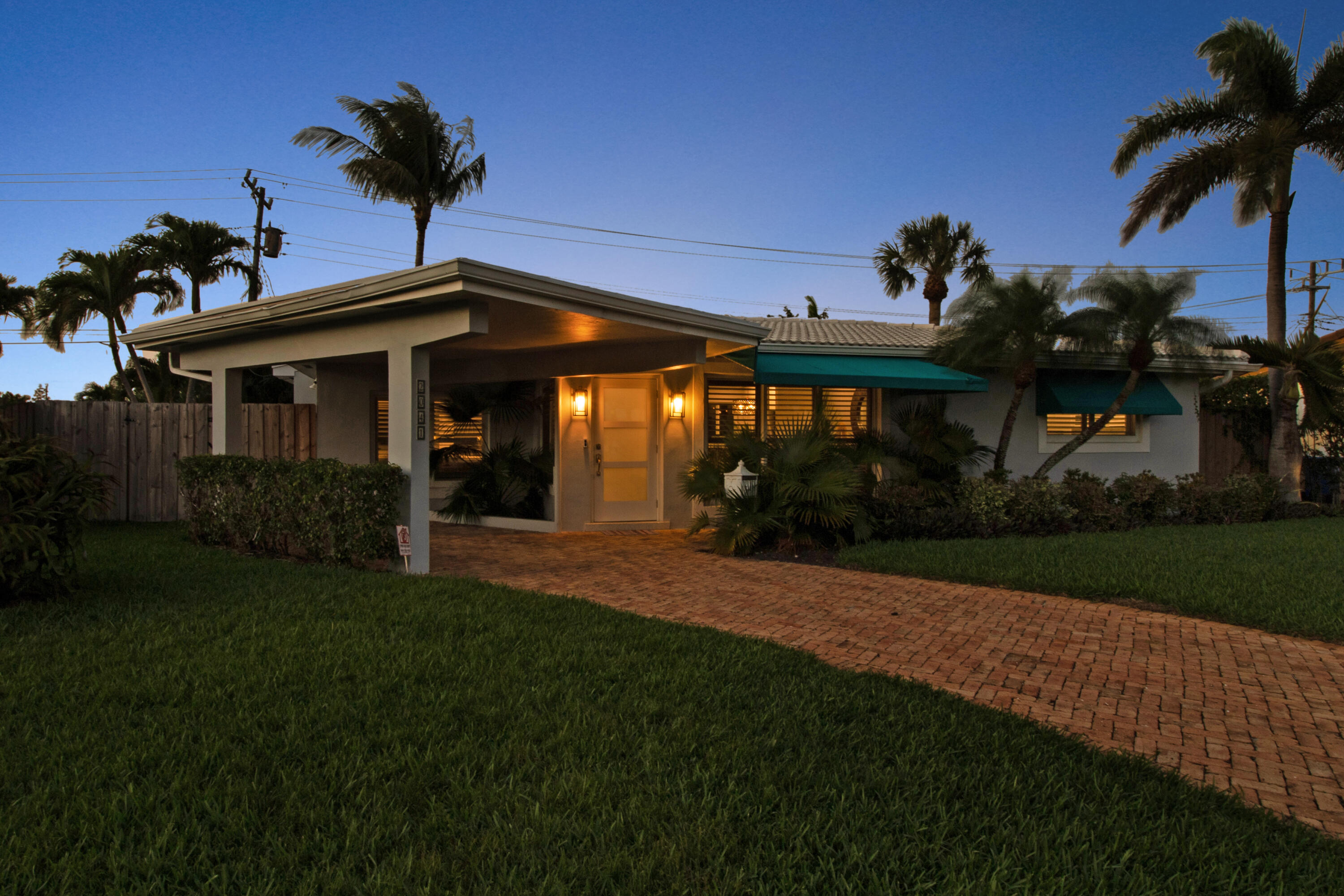 2041 NE 60th Street