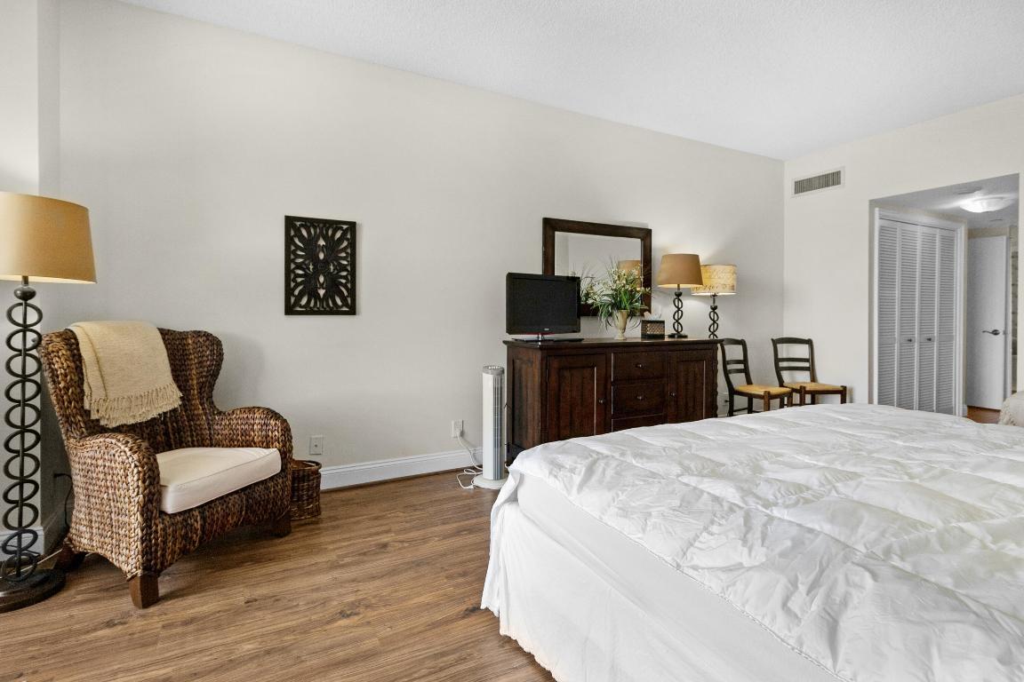 1300 S Ocean Boulevard 705