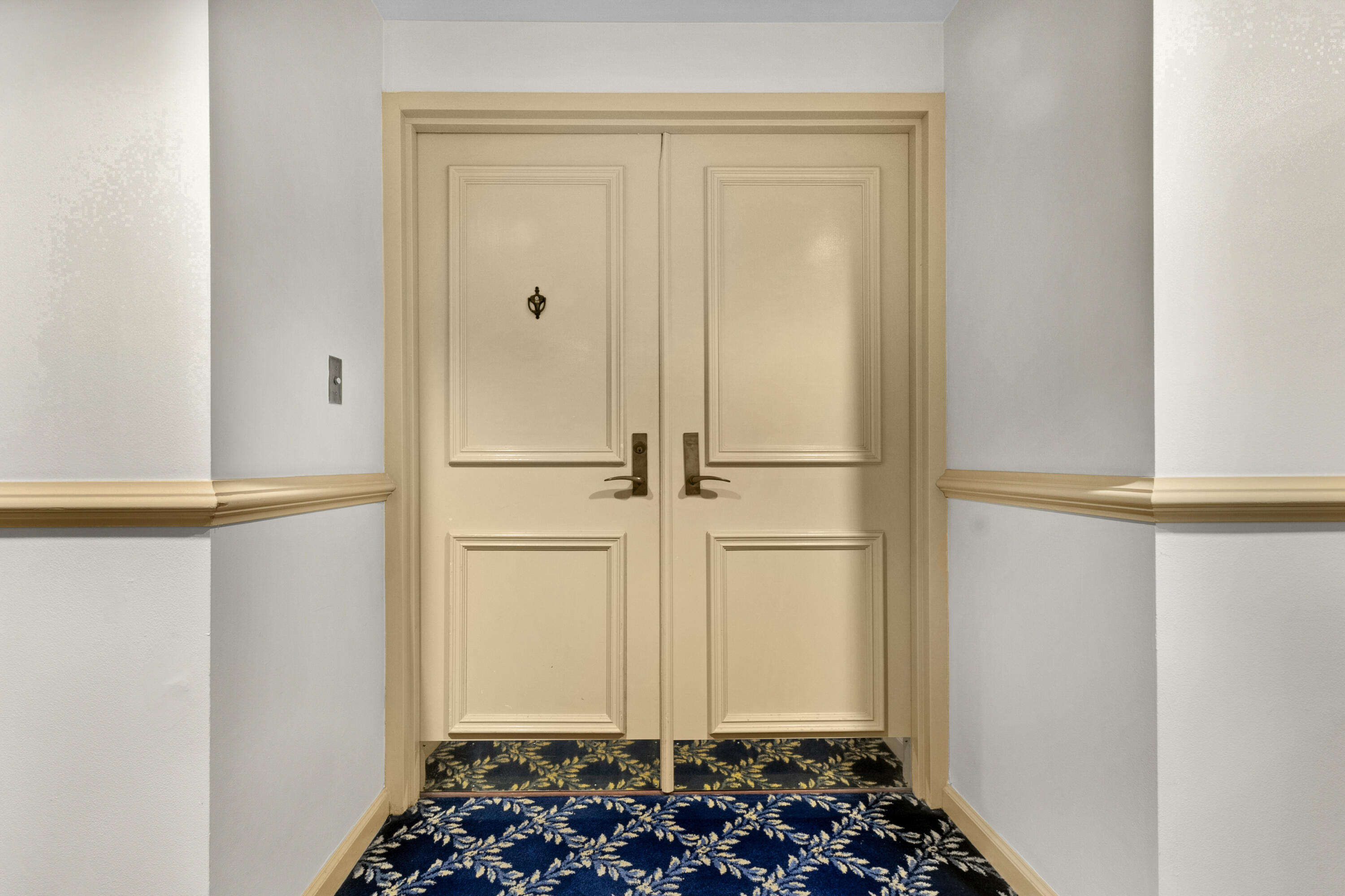 1300 S Ocean Boulevard 705