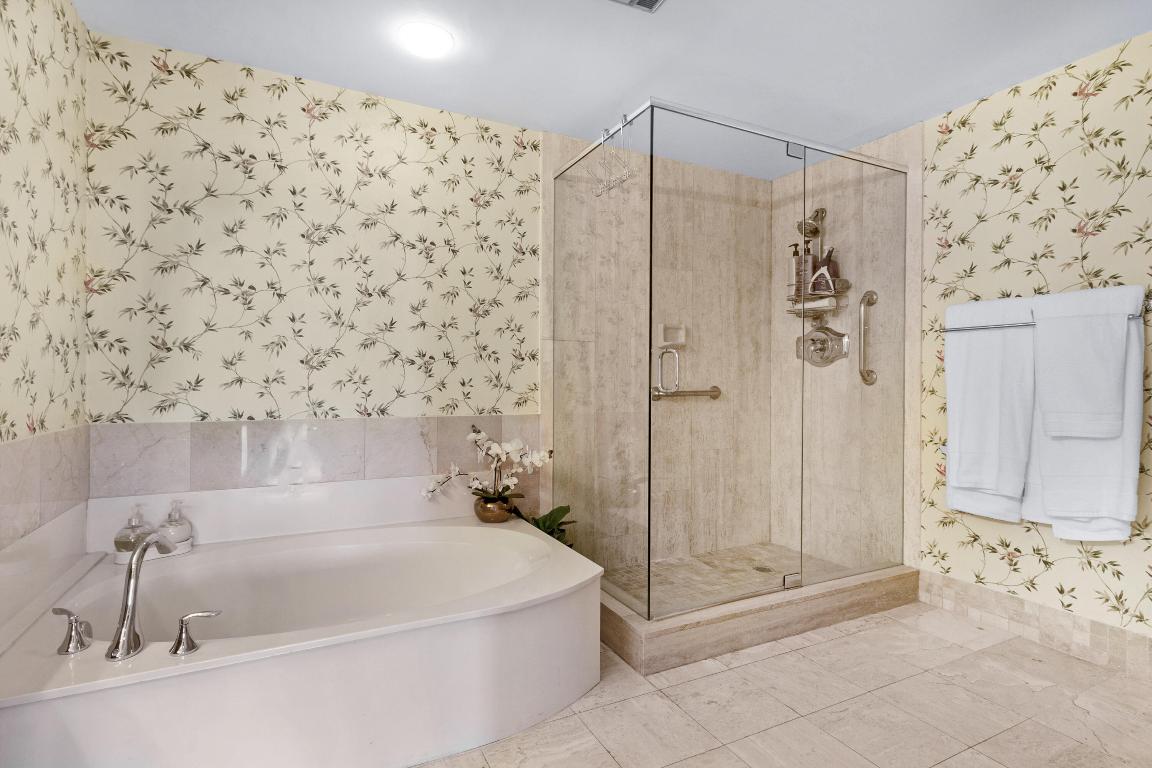 1300 S Ocean Boulevard 705