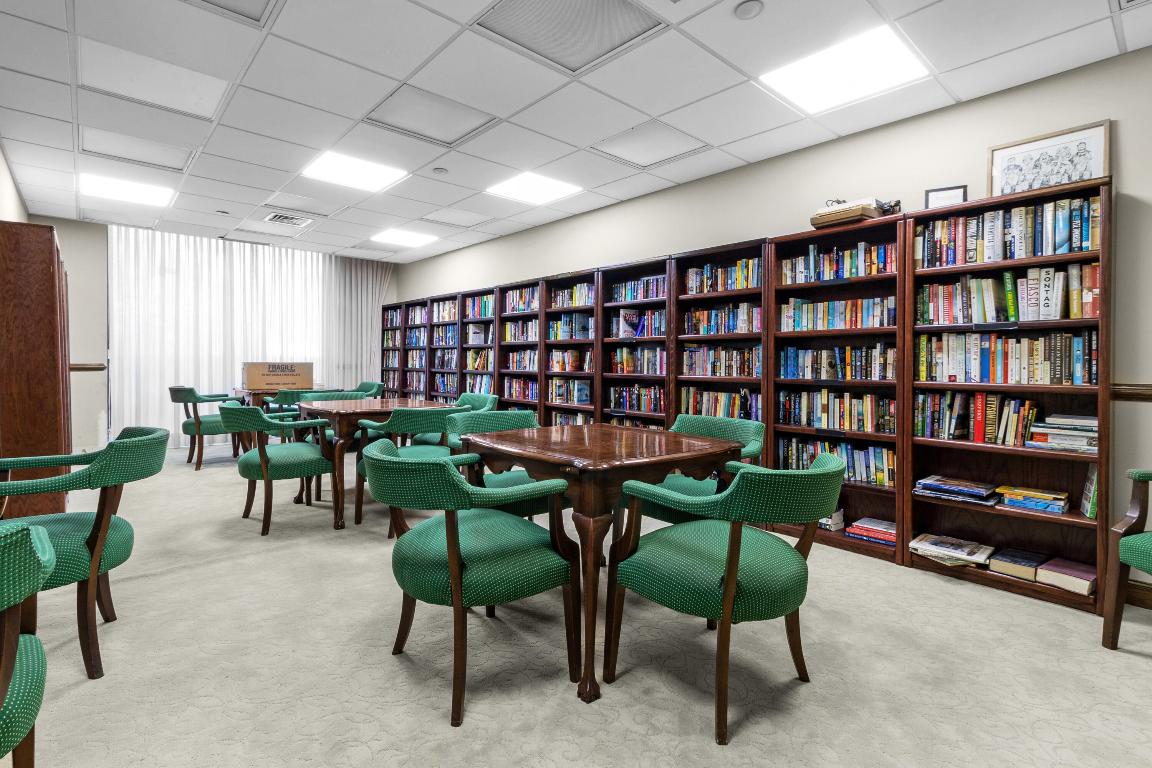 1300 S Ocean Boulevard 705