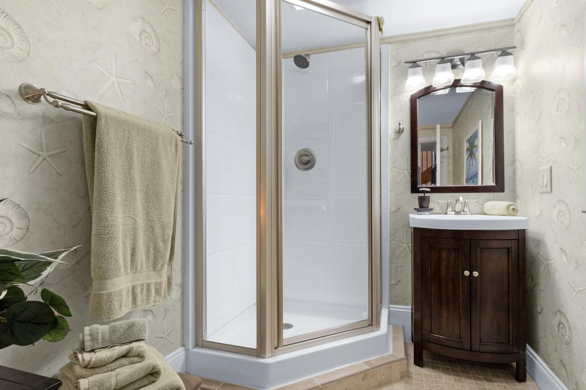 1300 S Ocean Boulevard 705