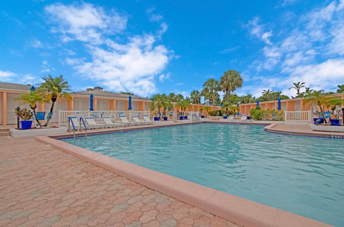 2270 NE 68th Street 1927