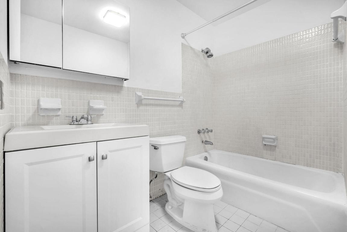 2270 NE 68th Street 1927