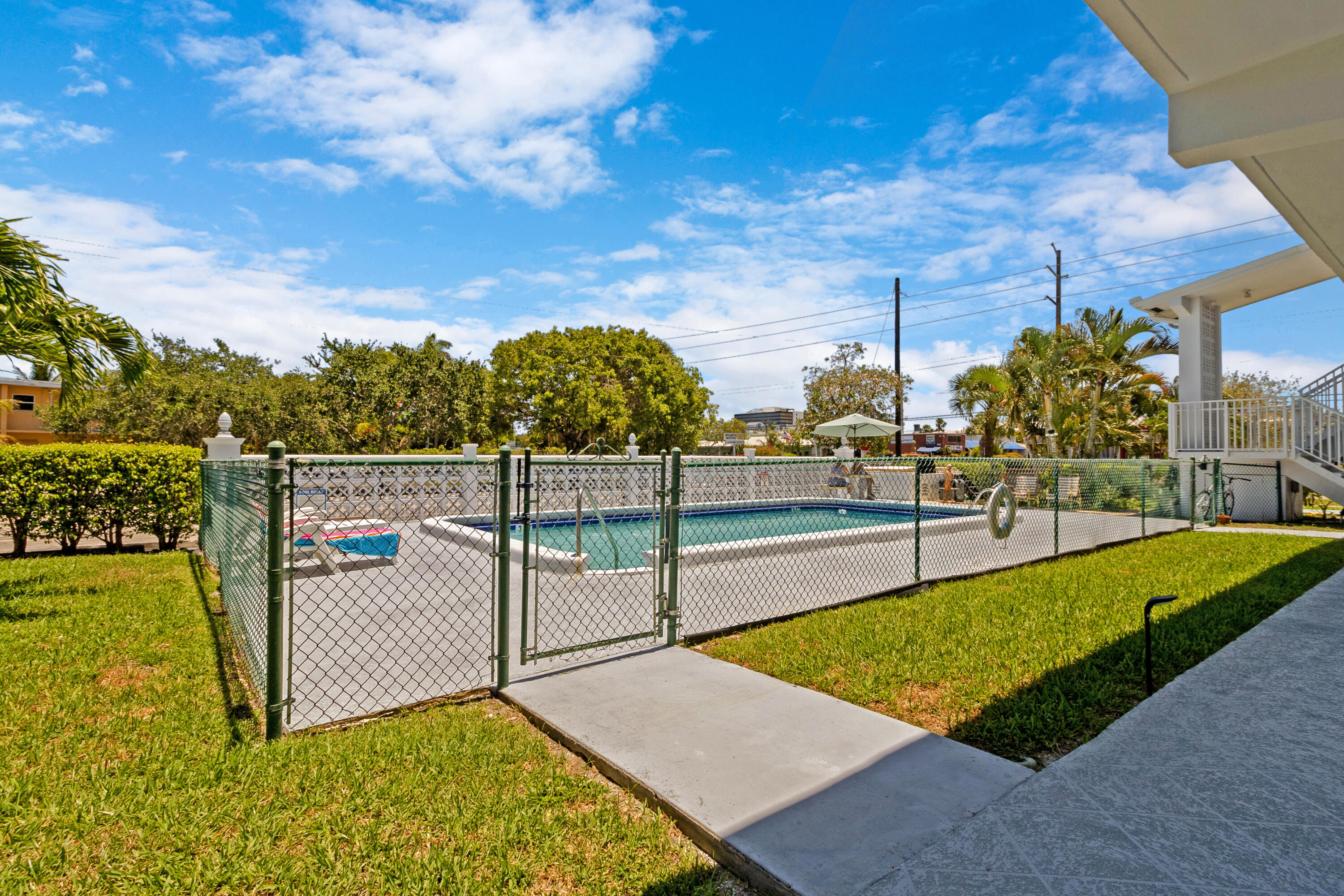 1401 SE 7th Avenue 4