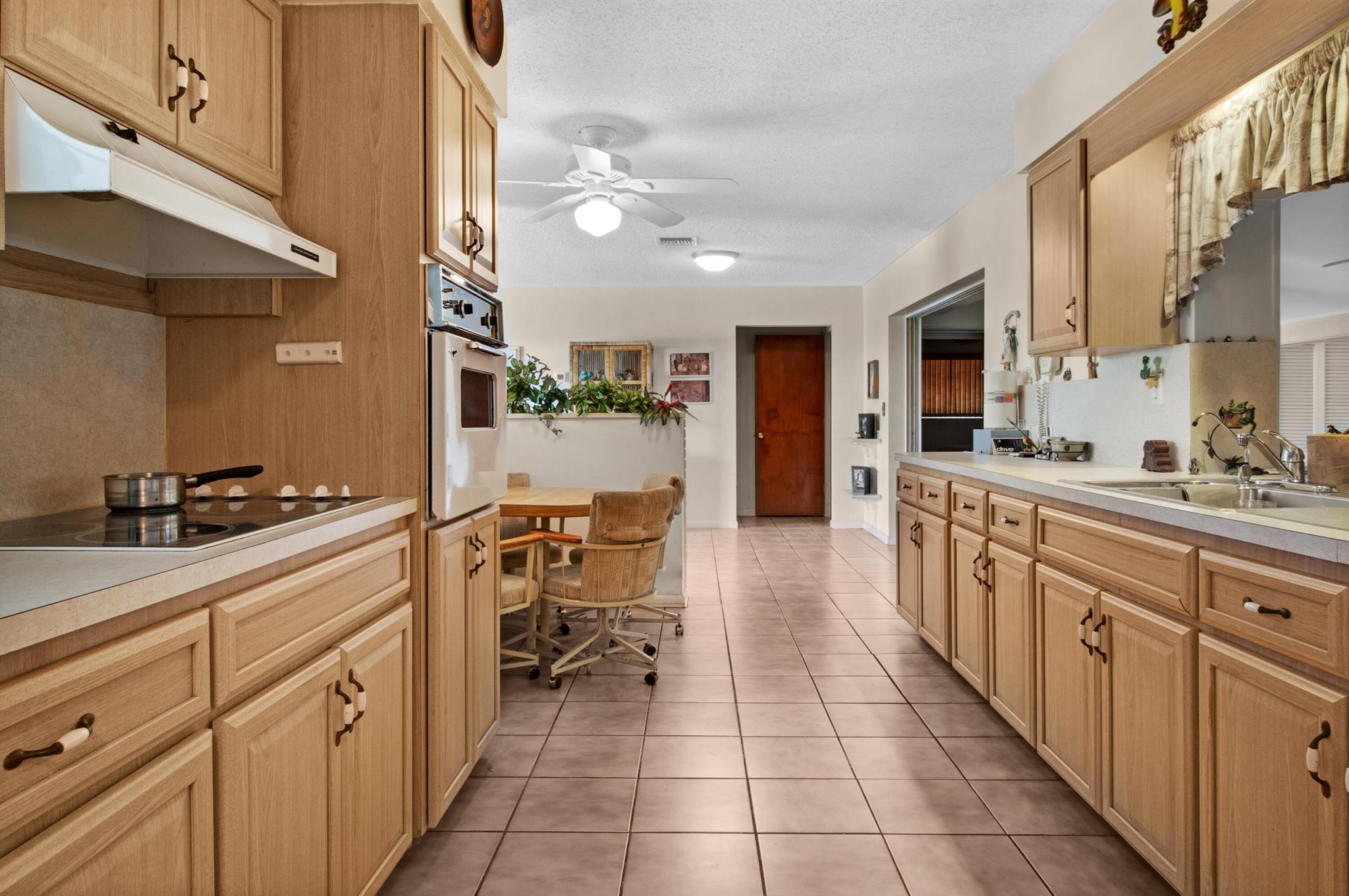 5731 NE 17 Ter Terrace