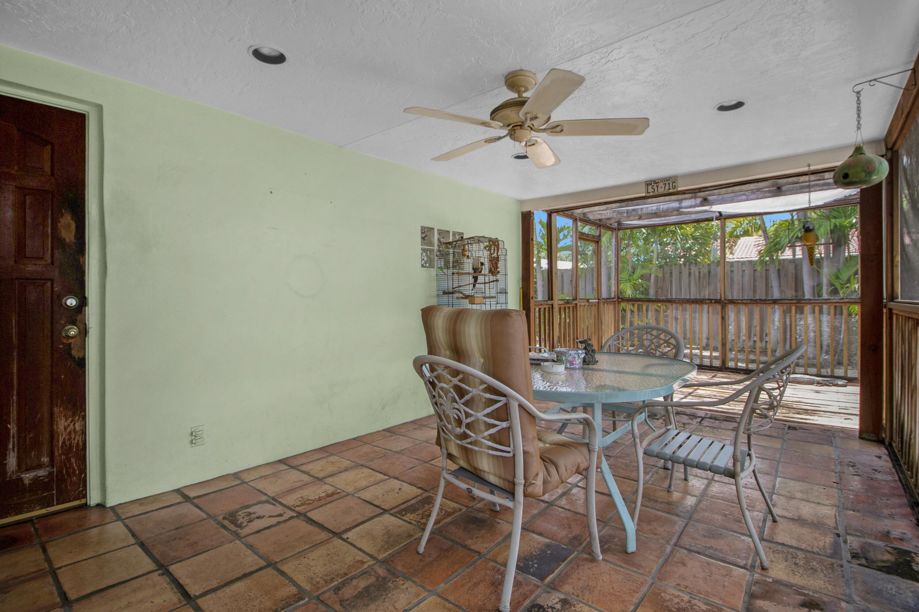 5731 NE 17 Ter Terrace