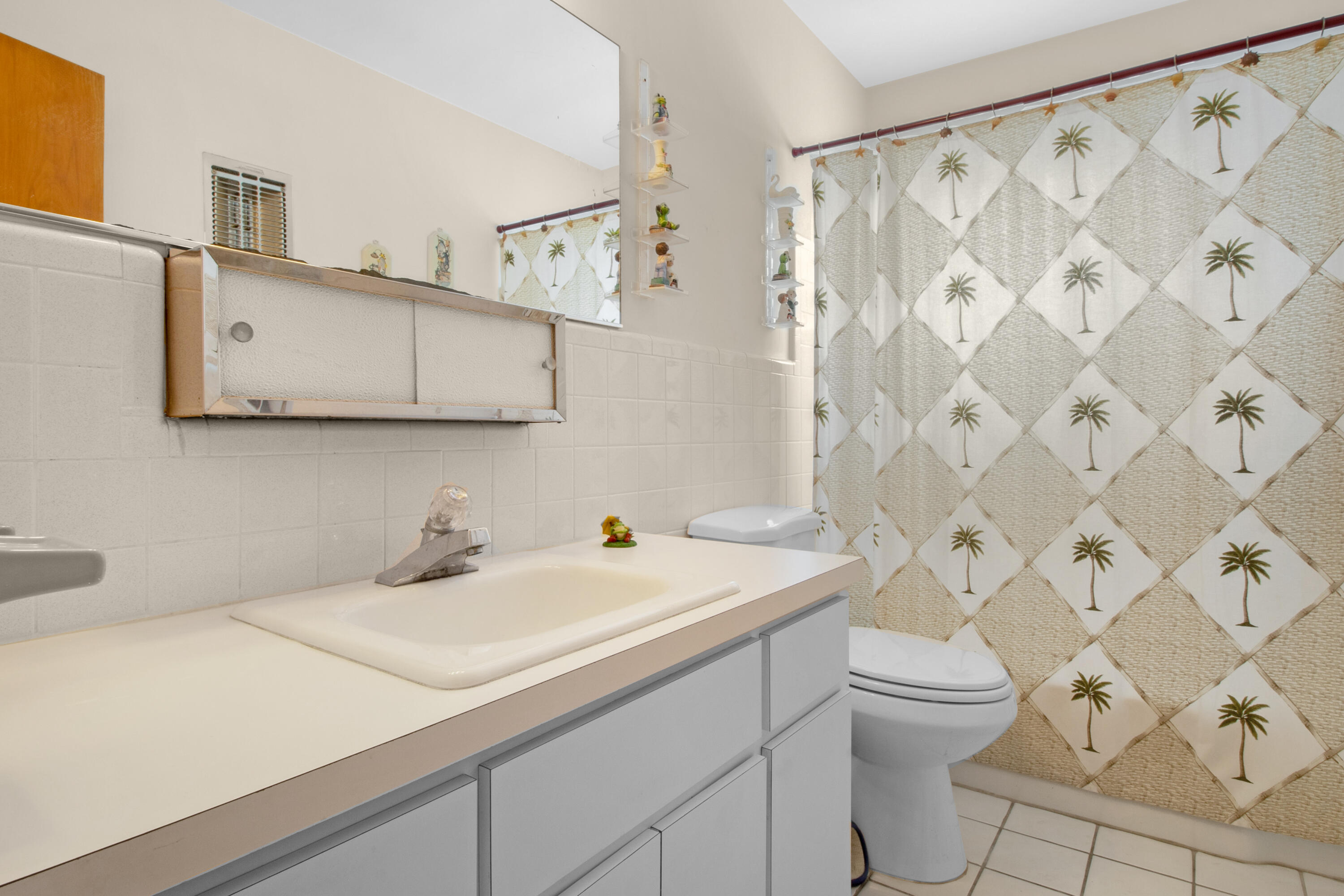 5731 NE 17 Ter Terrace