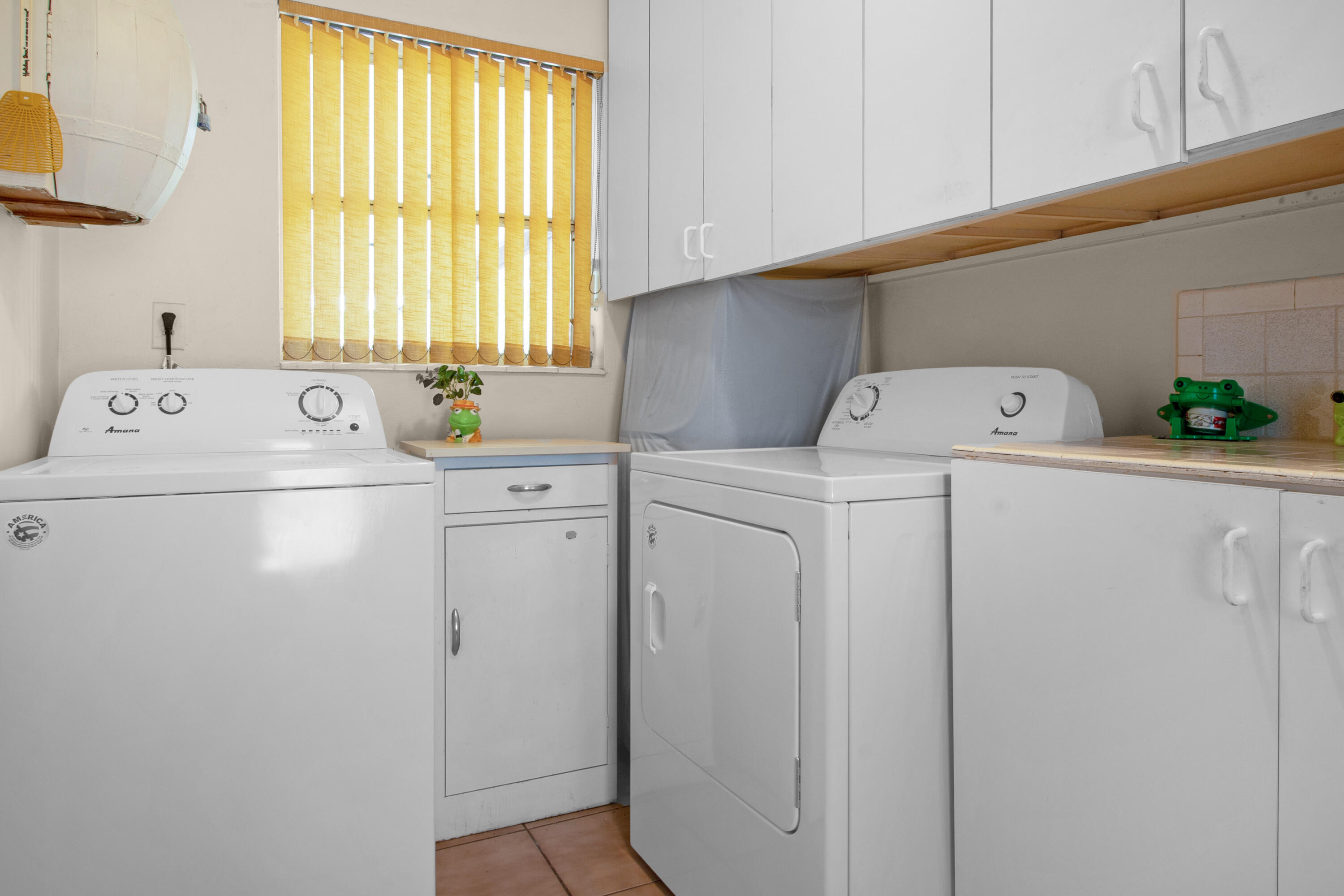 5731 NE 17 Ter Terrace