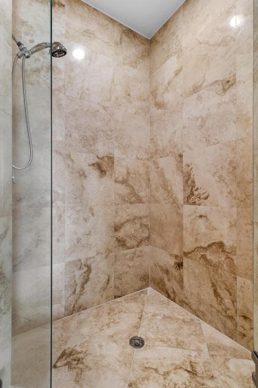 4517 NE 21st Avenue A5