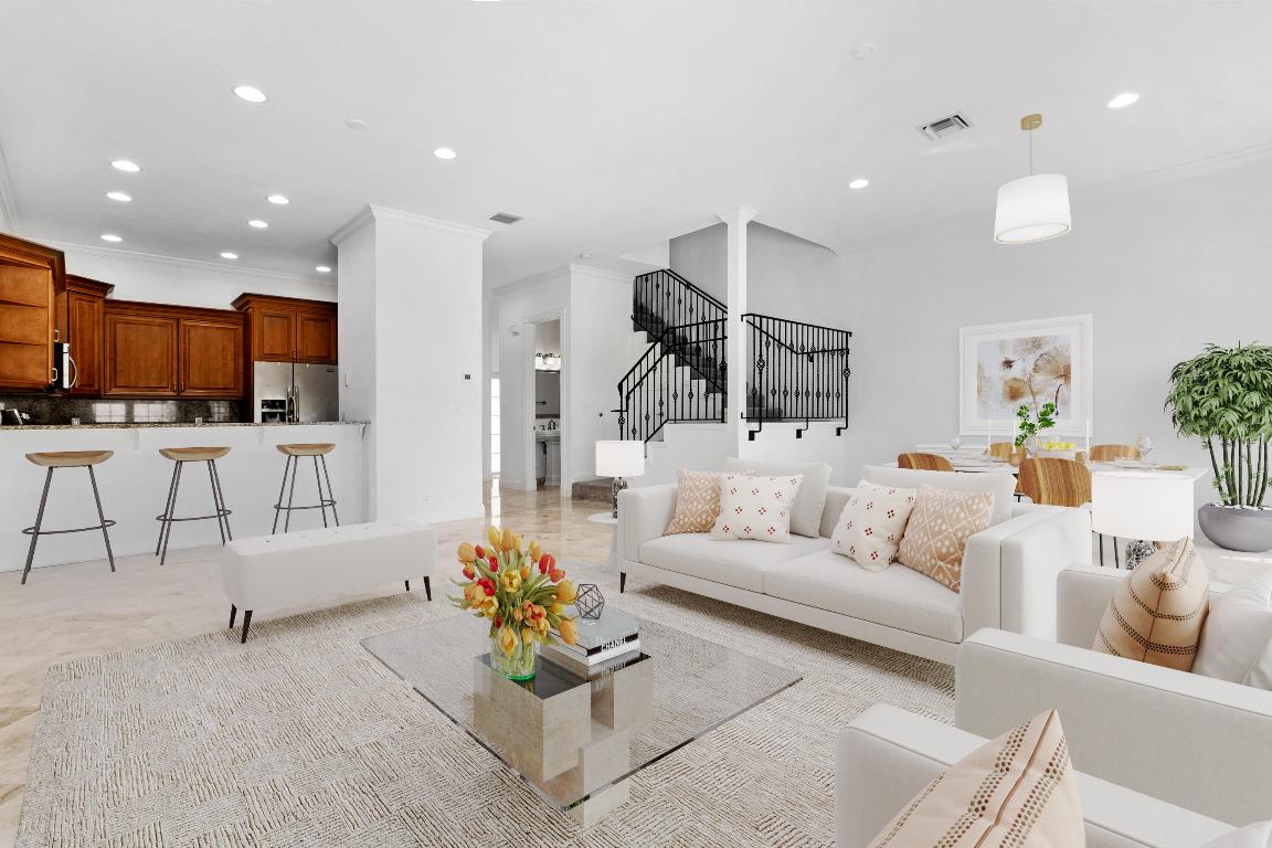 4517 NE 21st Avenue A5