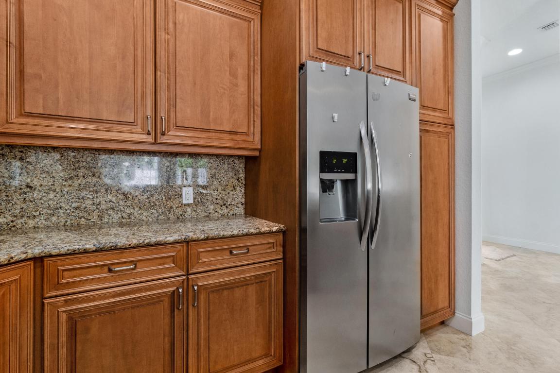 4517 NE 21st Avenue A5