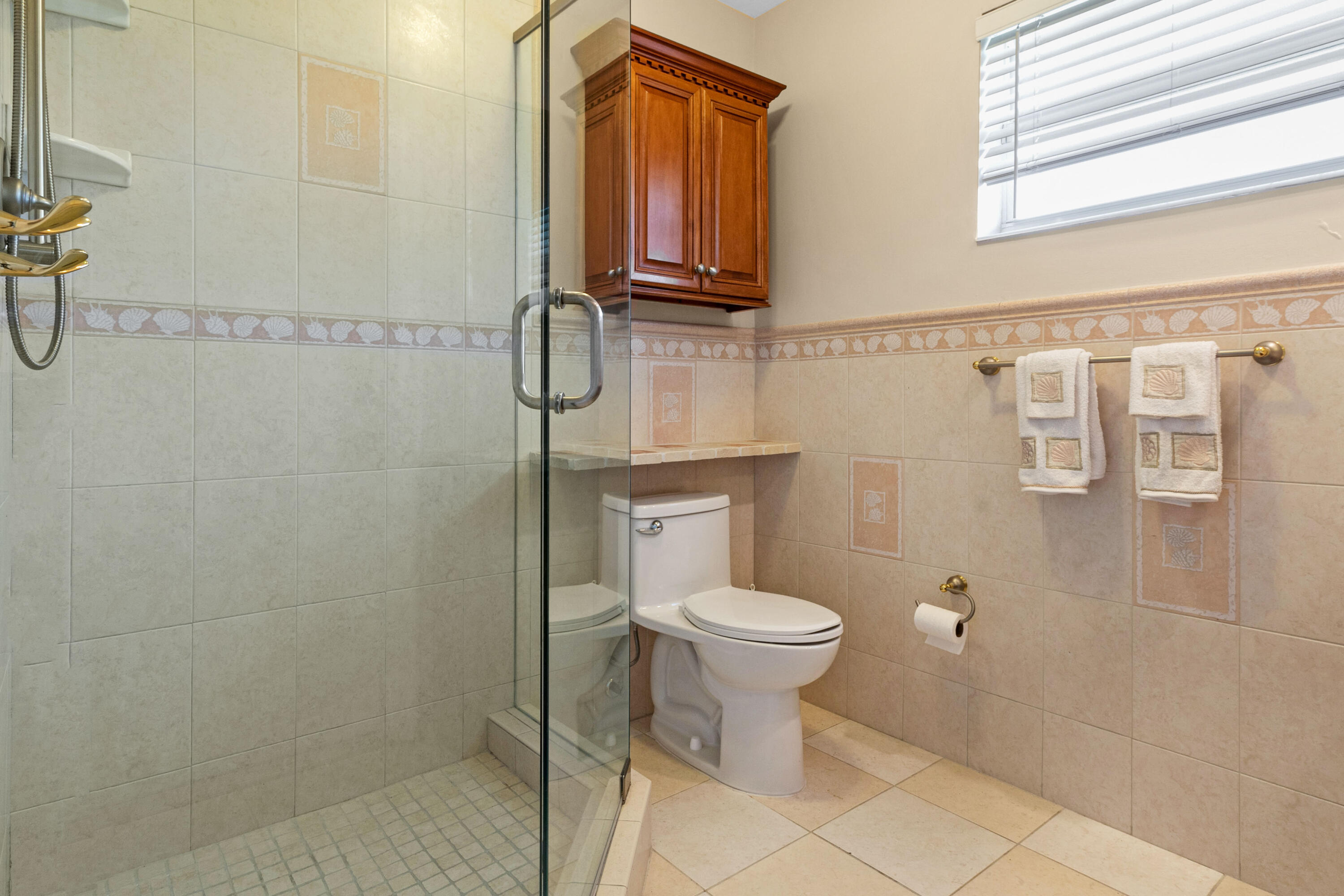 2220 NE 62nd Court