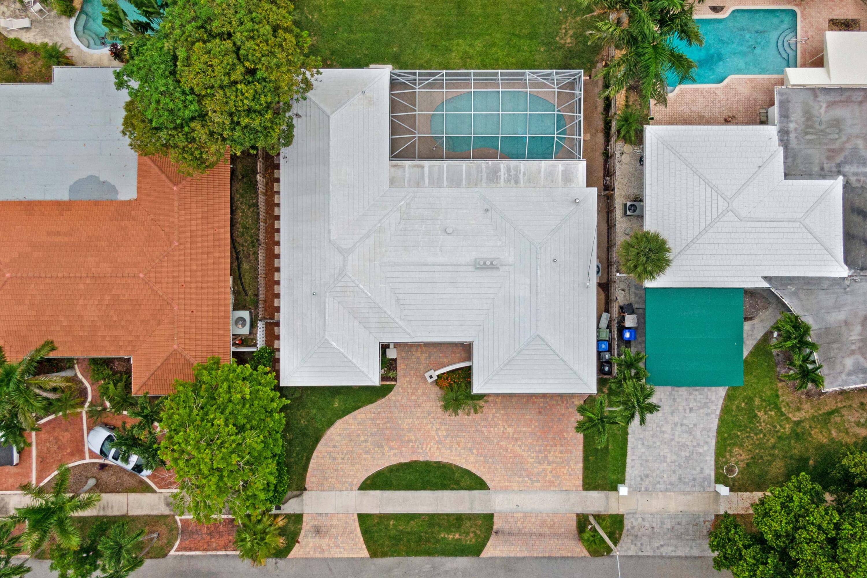 2220 NE 62nd Court