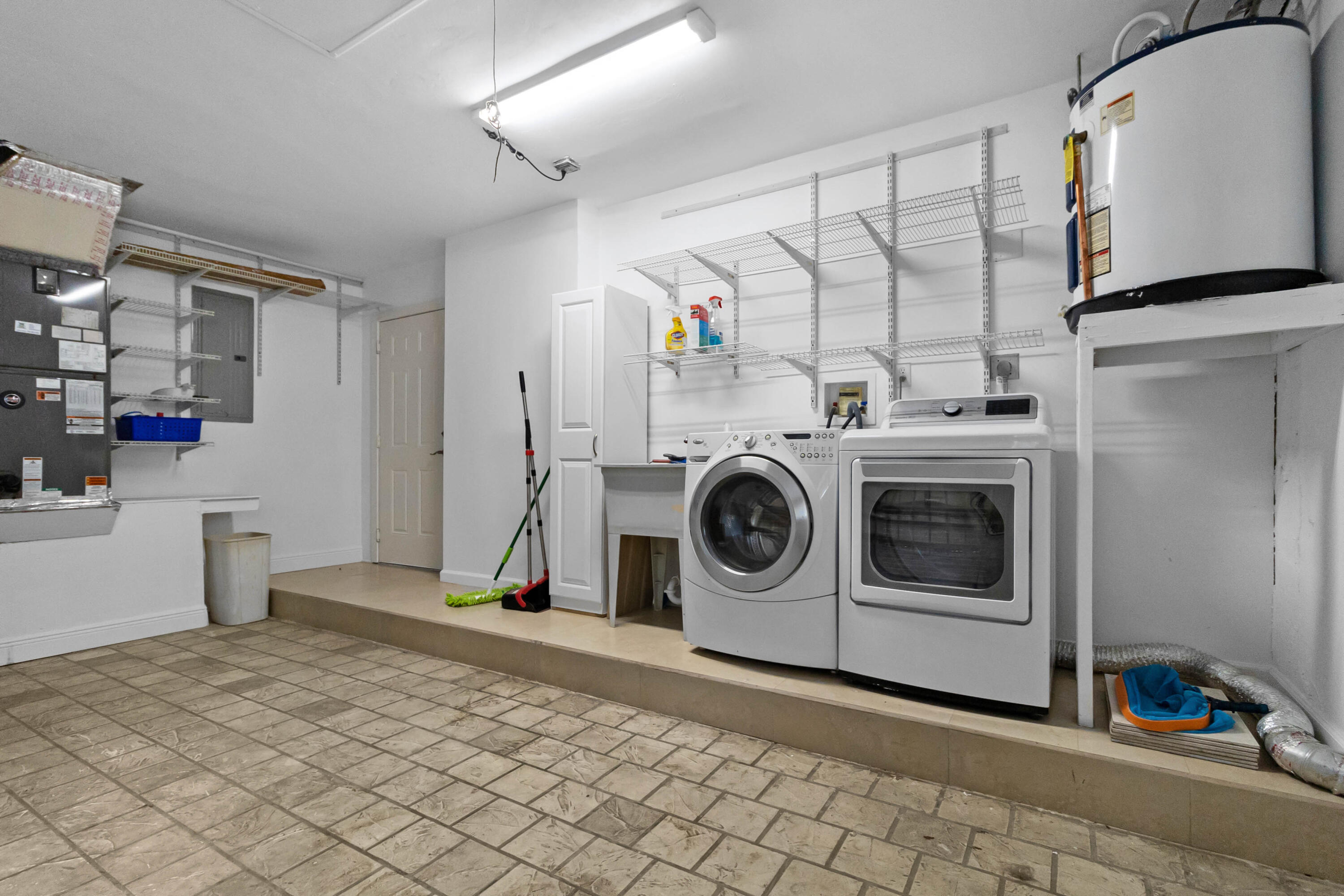 2220 NE 62nd Court