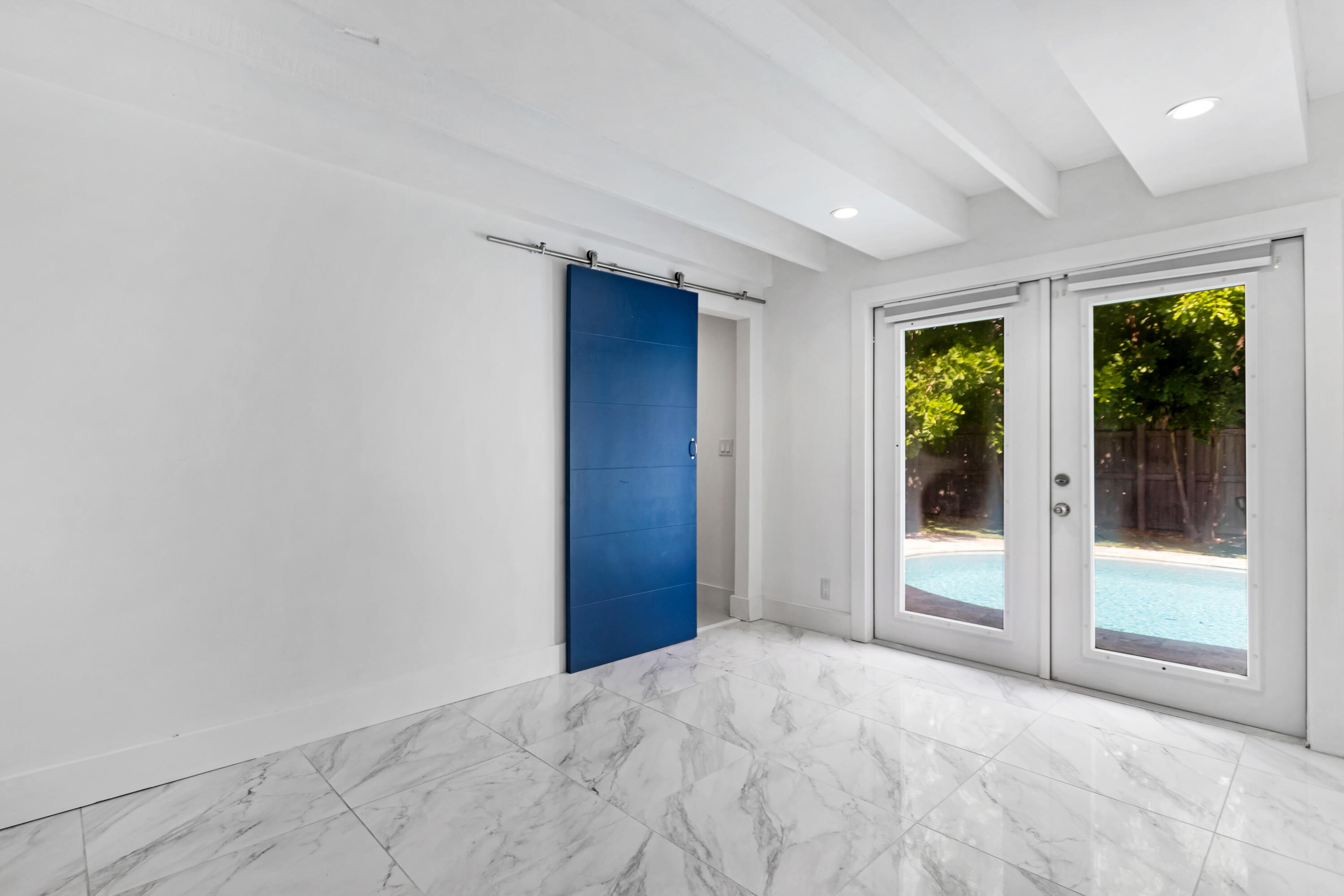 4201 NE 22nd Terrace