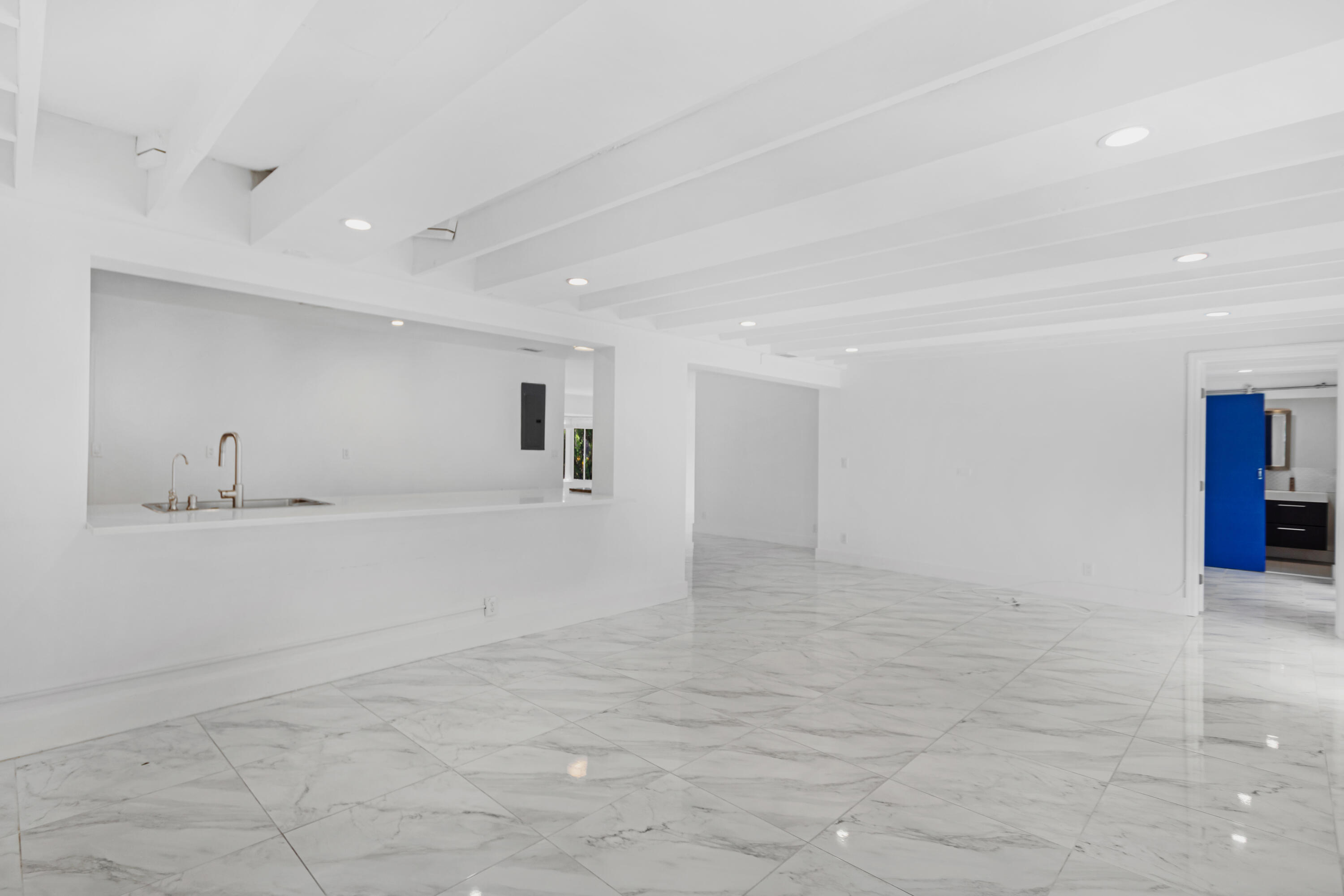 4201 NE 22nd Terrace