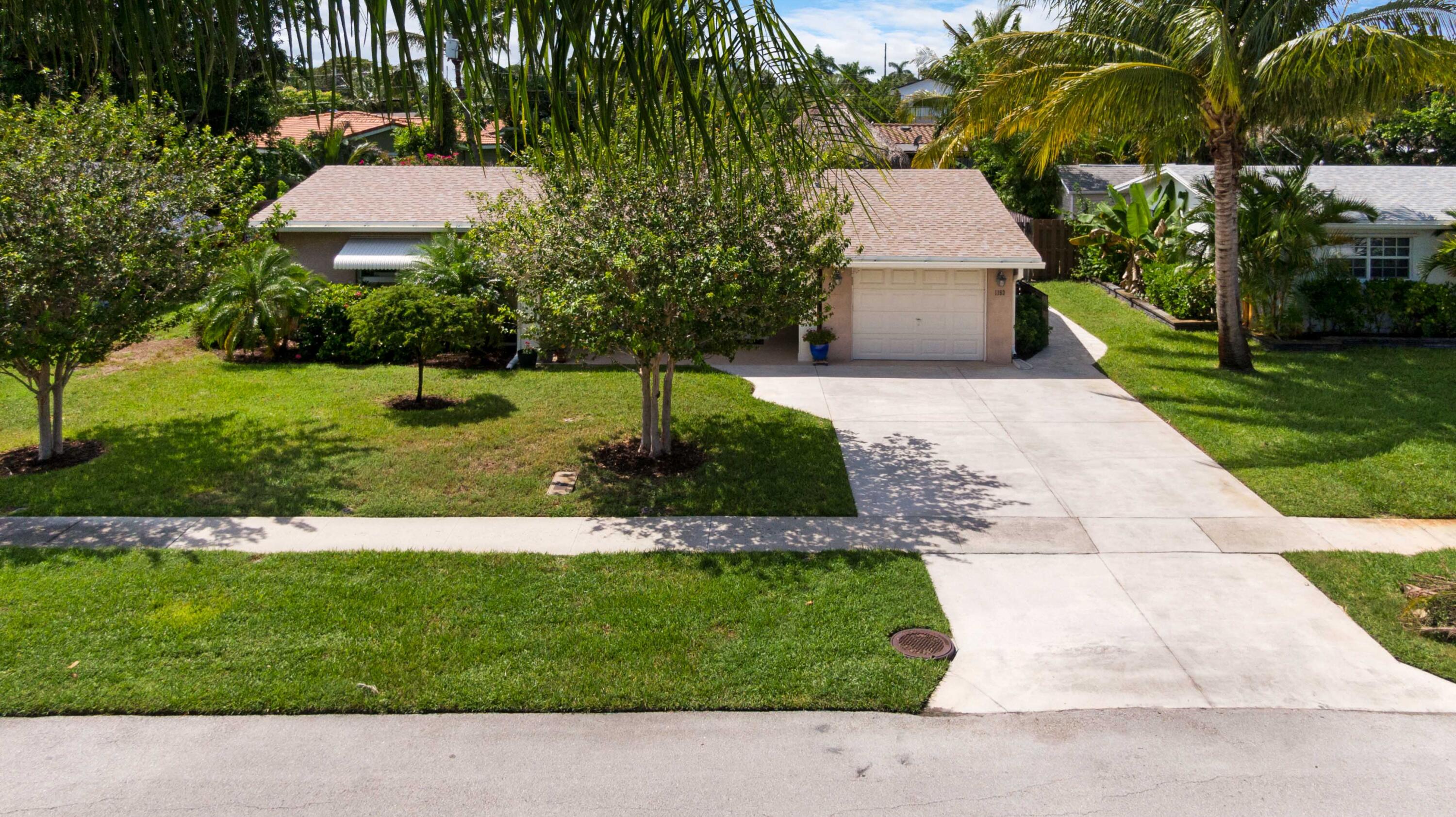 1193 SE 1st Way