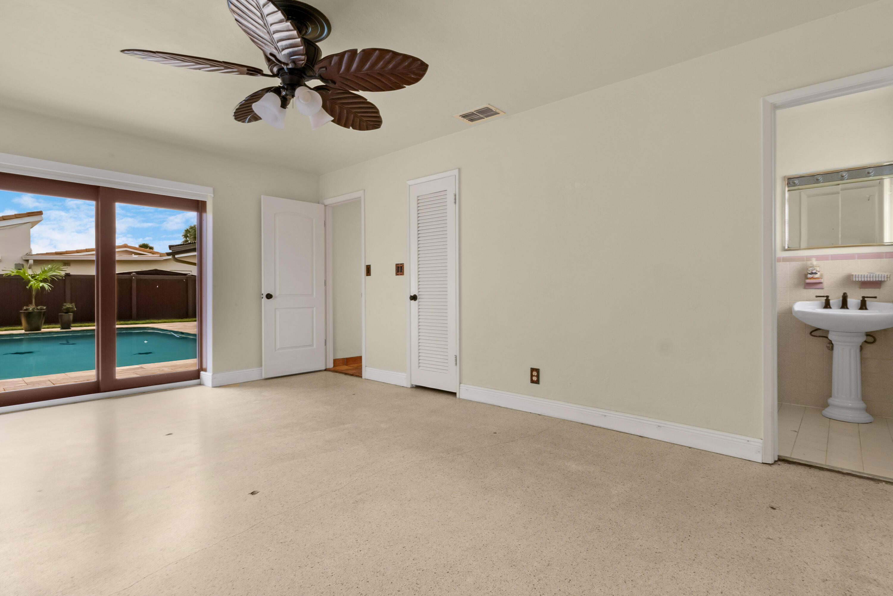 640 SE 6th Terrace
