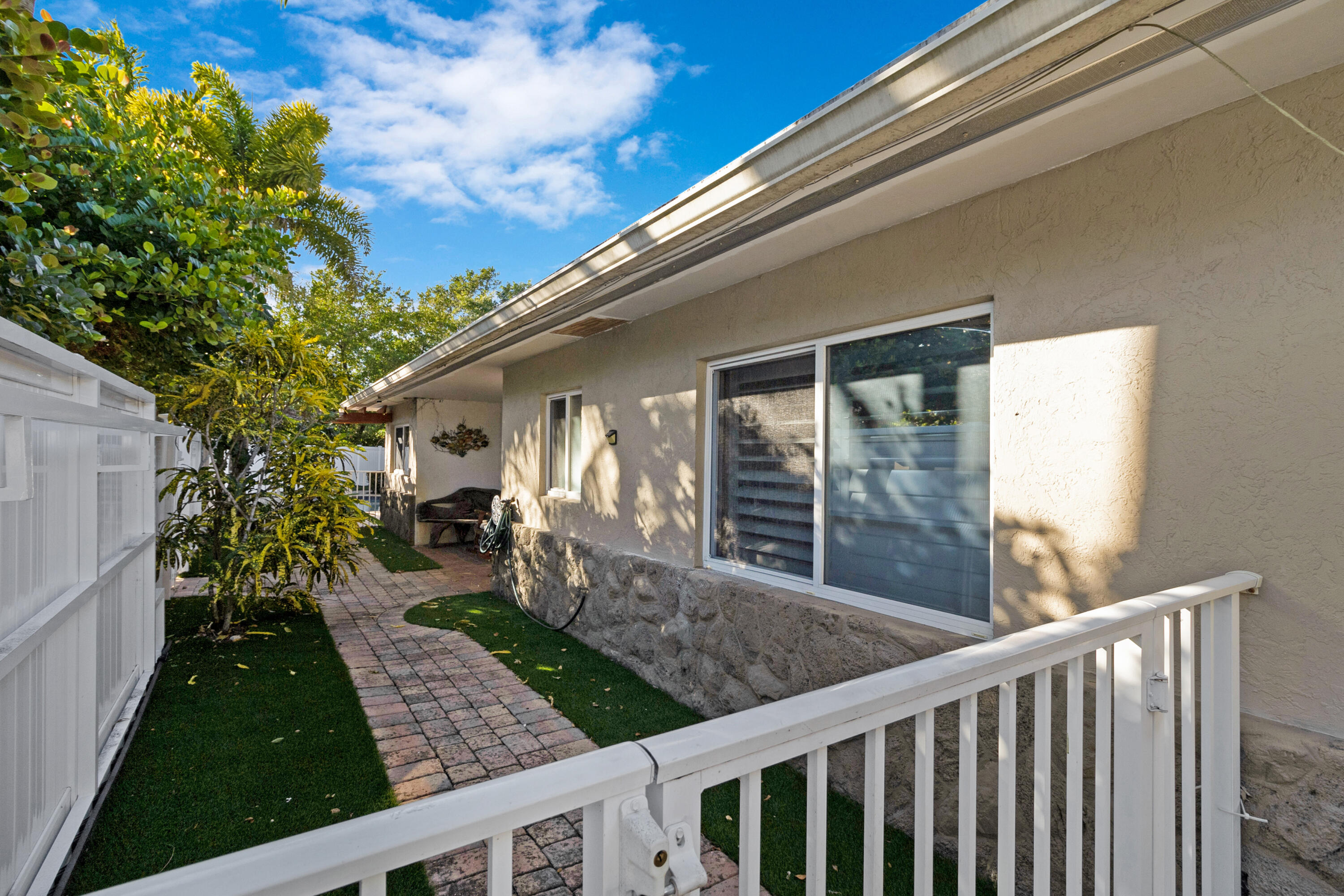 1501 NE 17th Street