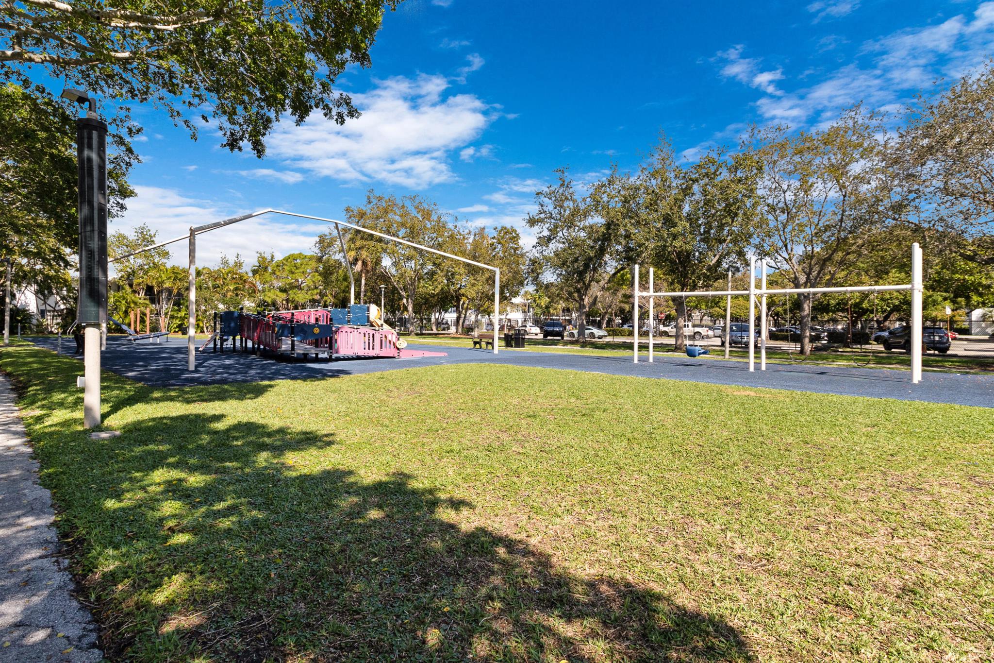 2421 NE 65th Street 209