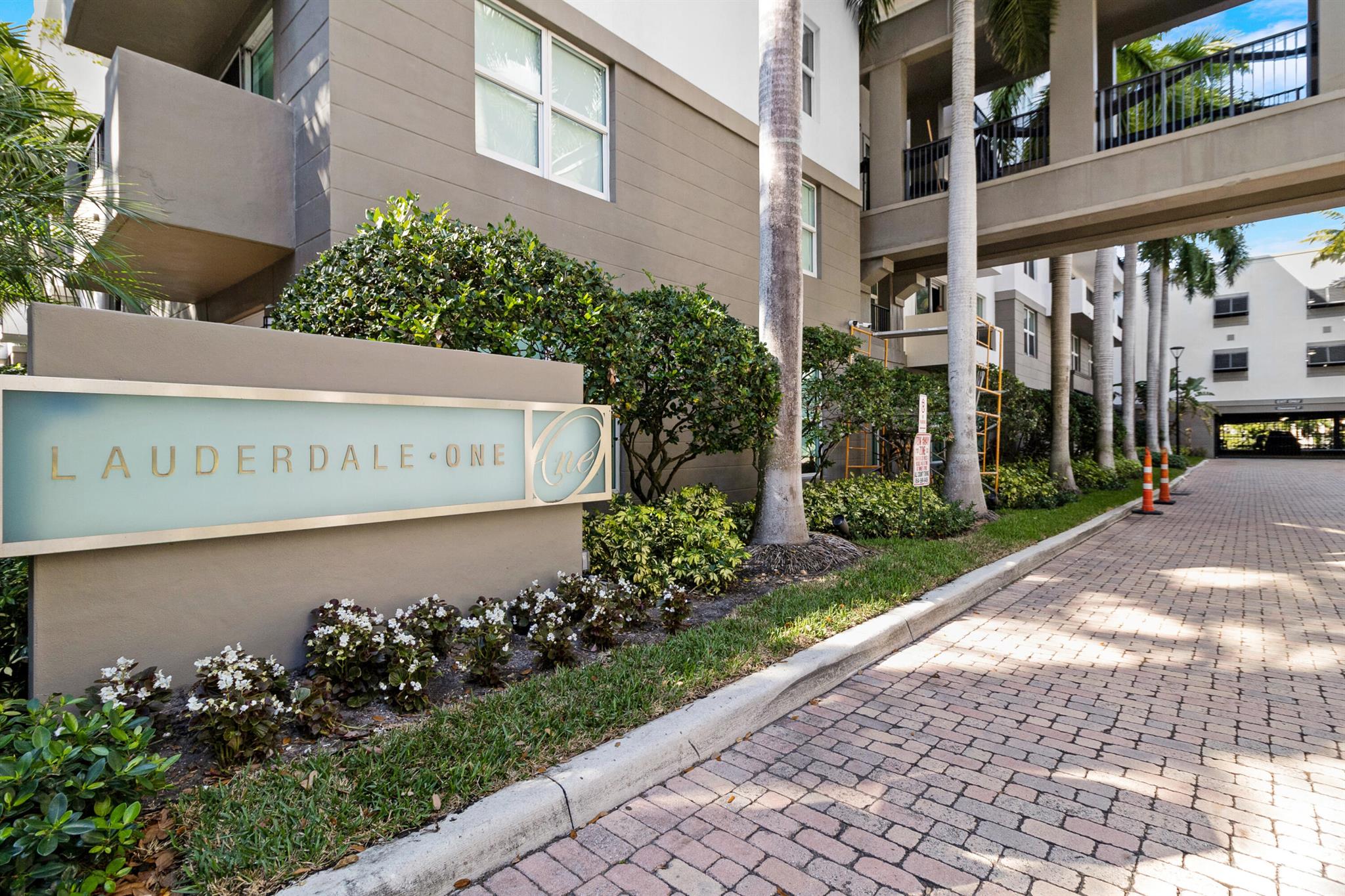 2421 NE 65th Street 209