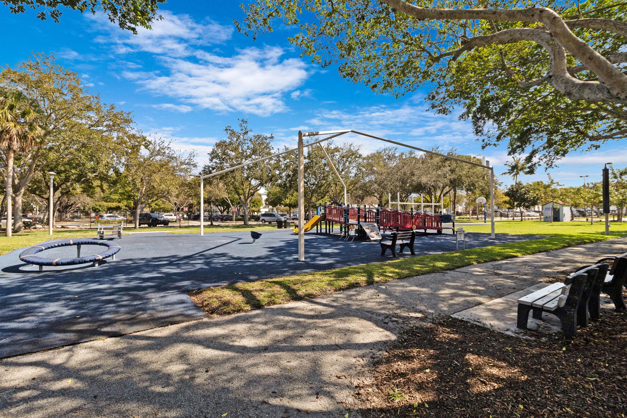 2421 NE 65th Street 209