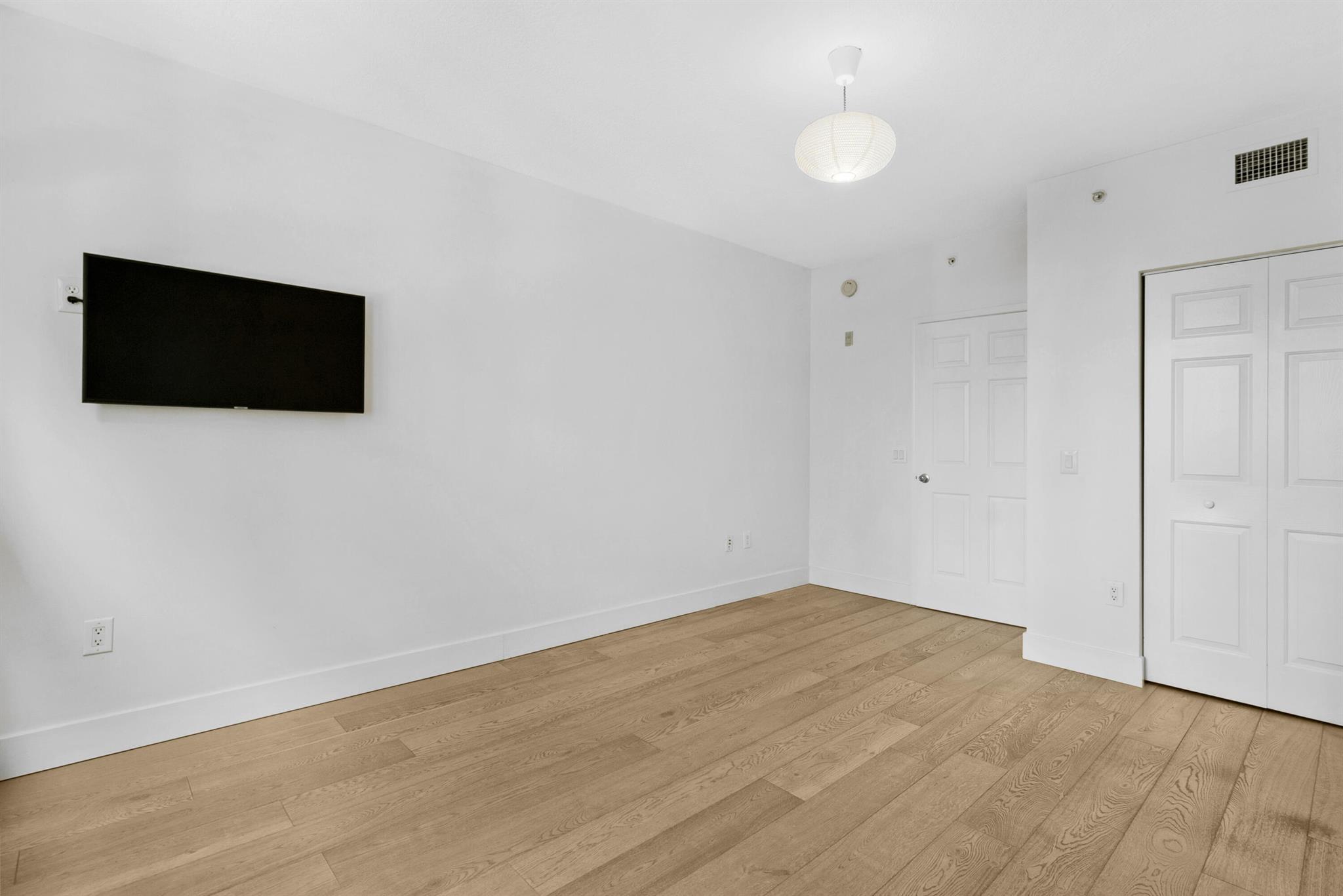 2421 NE 65th Street 209