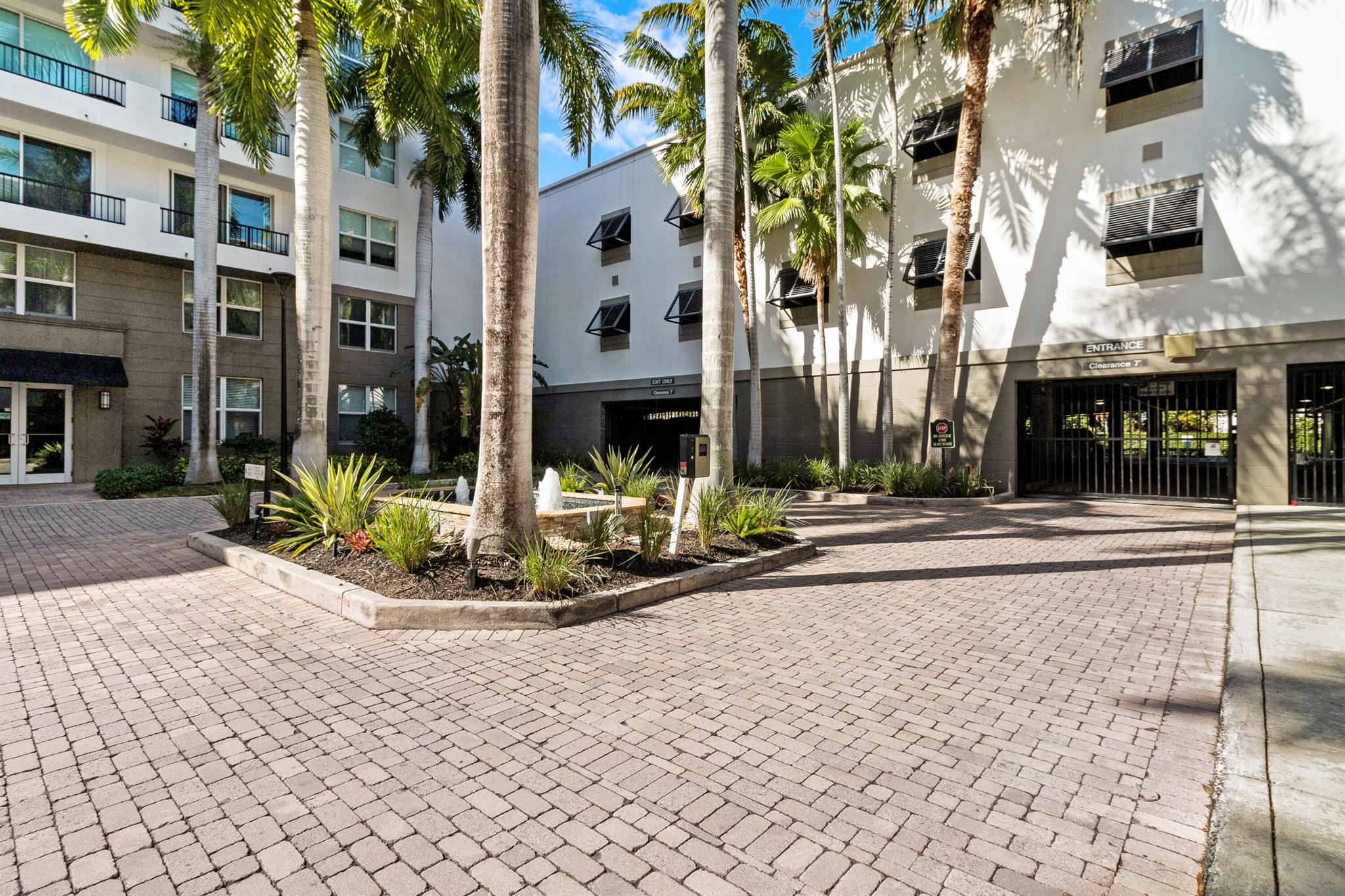 2421 NE 65th Street 209