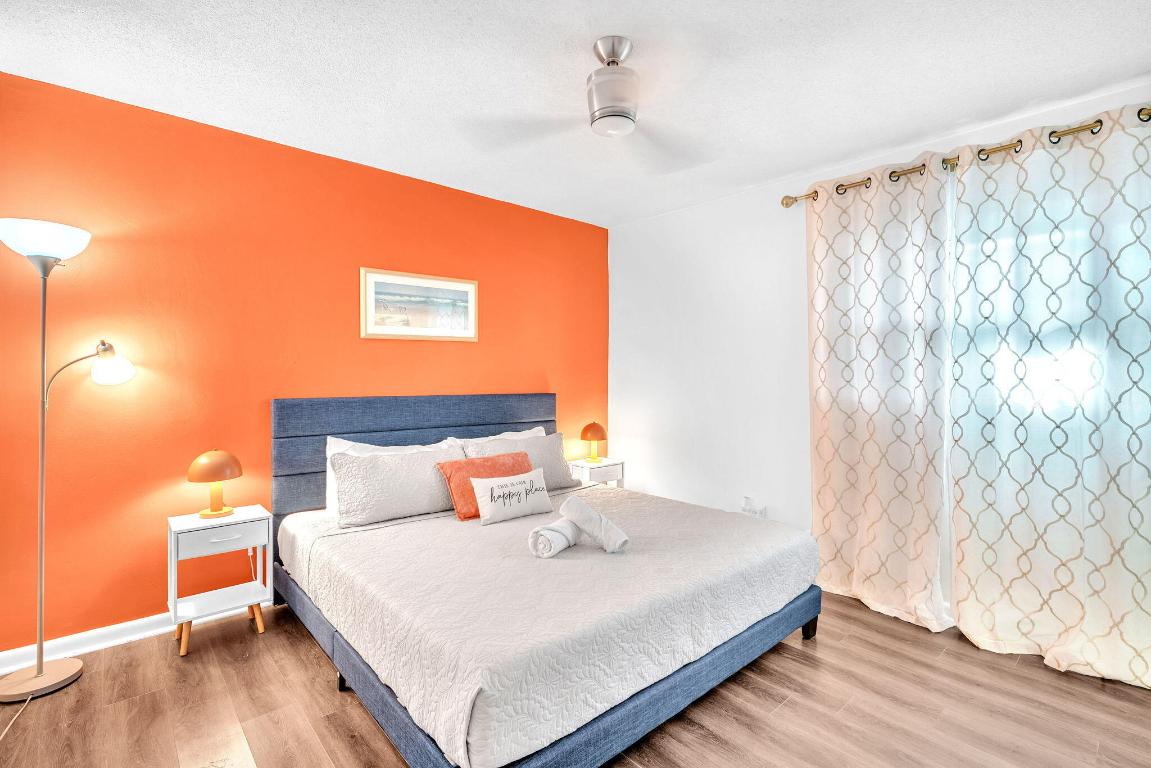 1457 NE 53rd Street 0