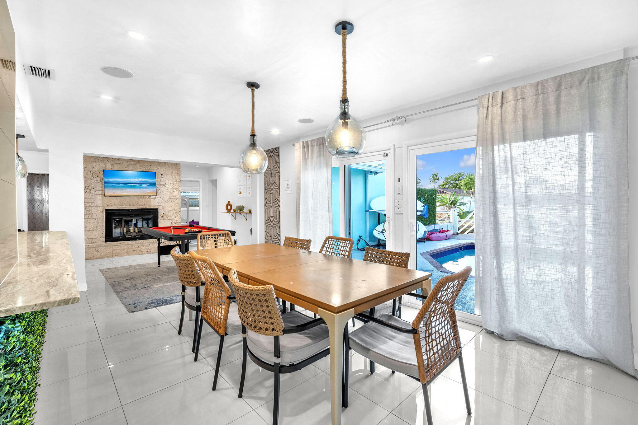 1457 NE 53rd Street 0