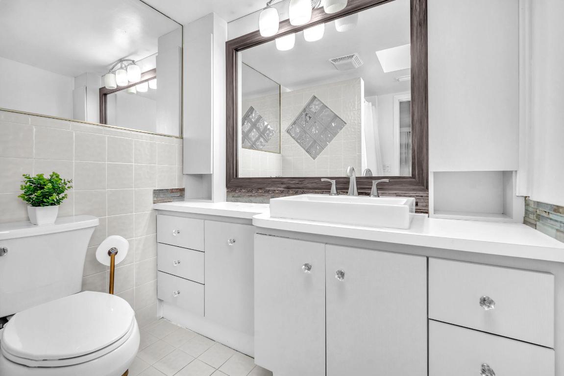 1457 NE 53rd Street 0