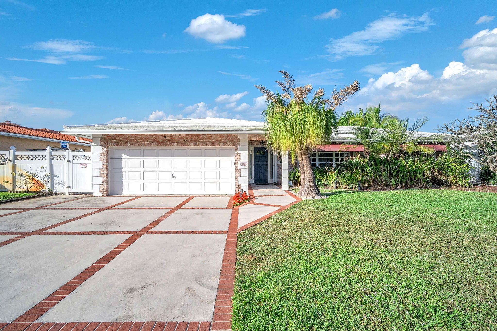 1457 NE 53rd Street 0