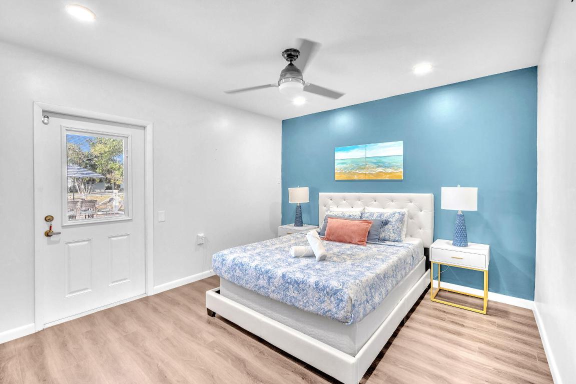 1457 NE 53rd Street 0