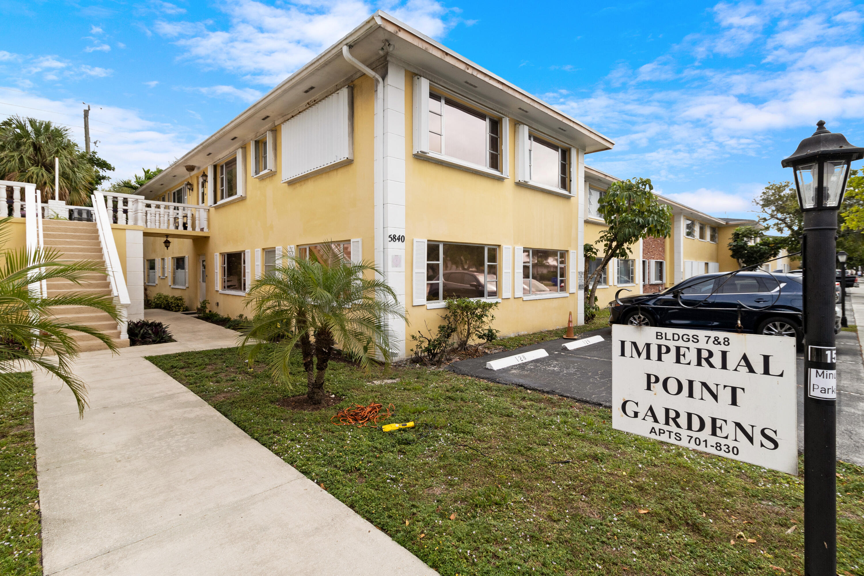 5840 NE 22nd Way 727