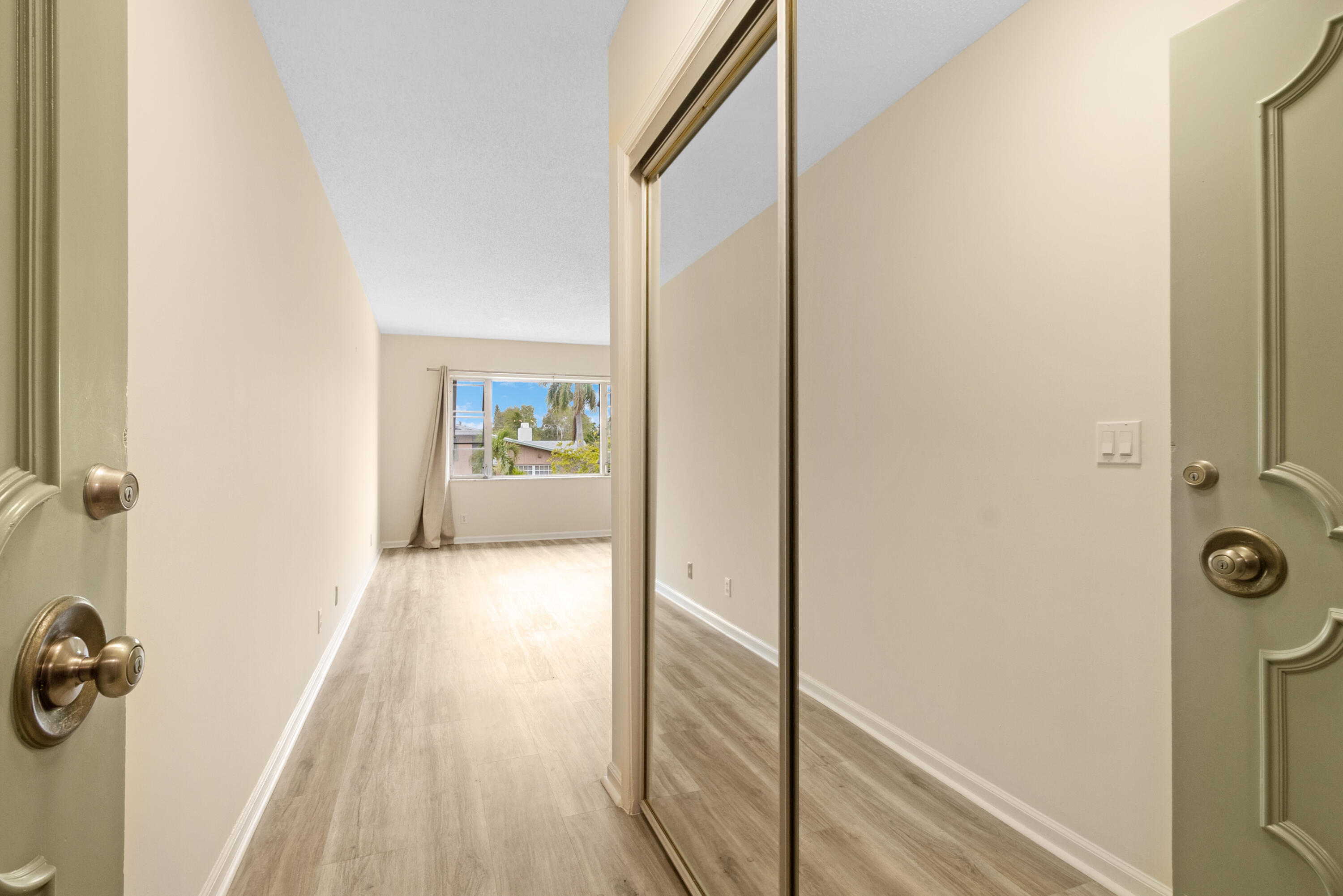 5840 NE 22nd Way 727