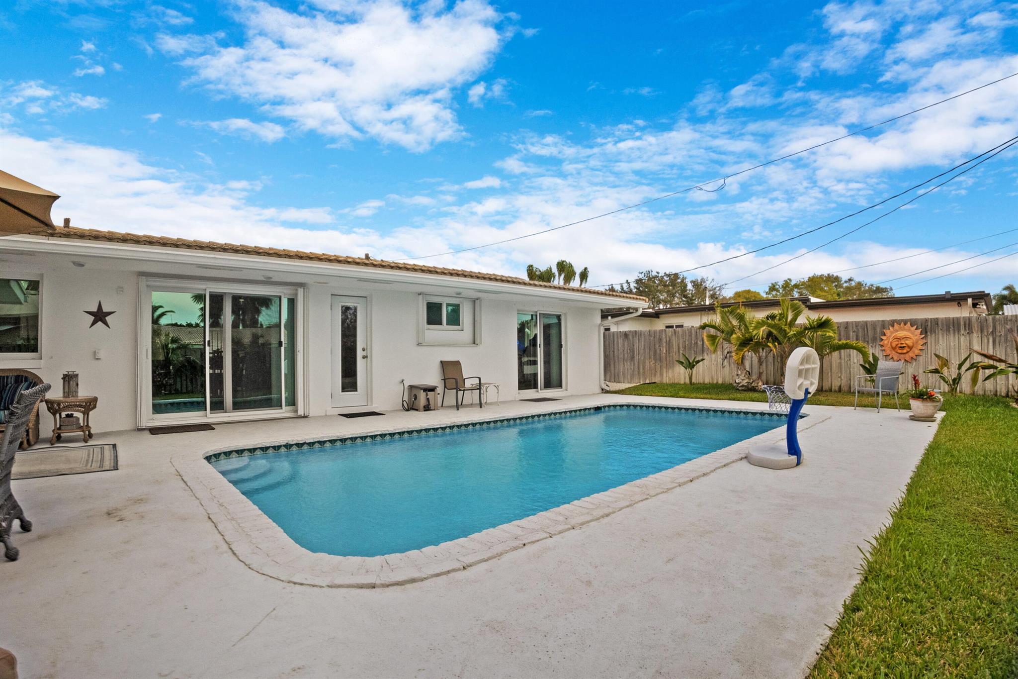 2144 NE 63rd Street