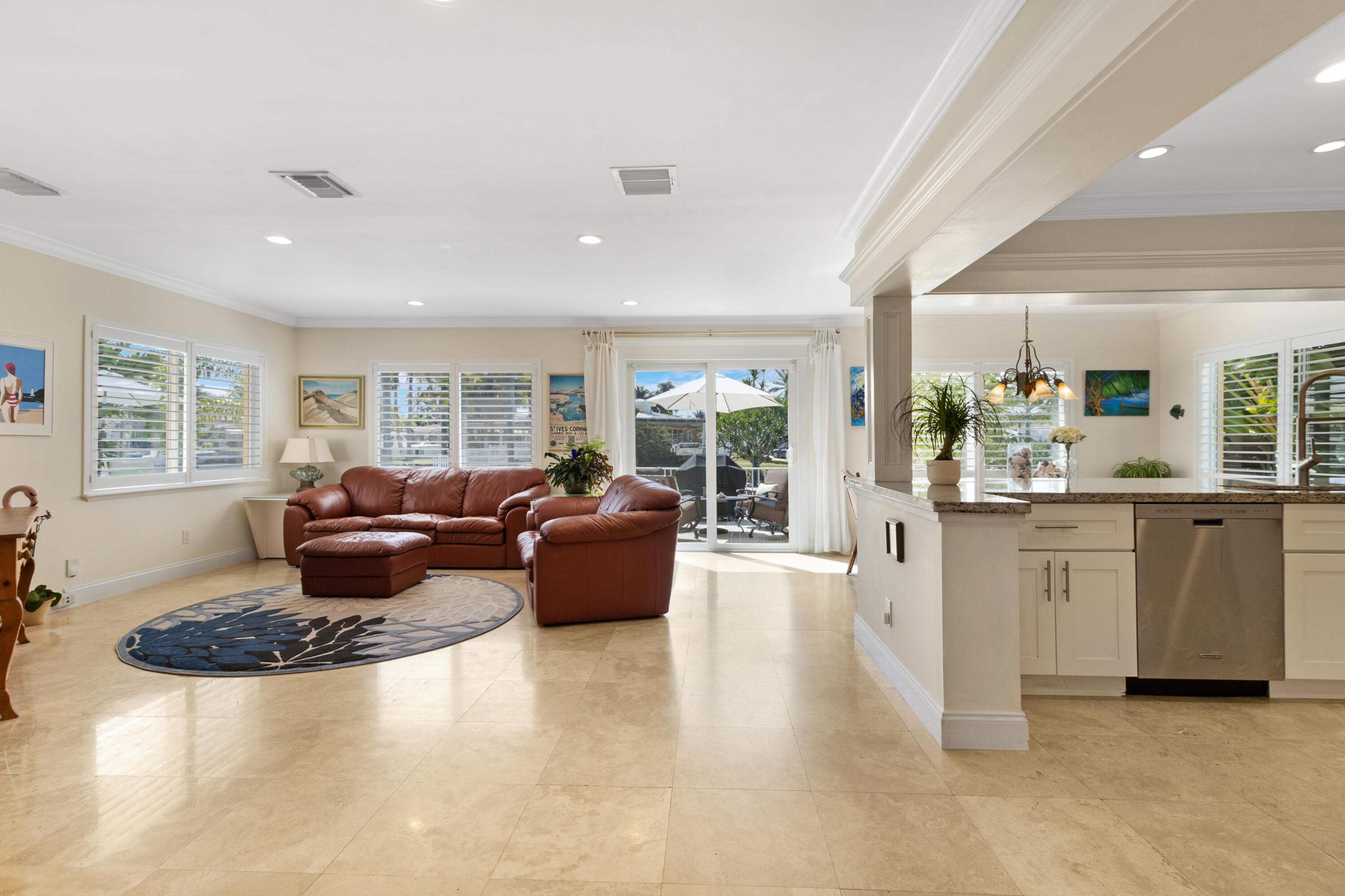 200 SE 12th Court