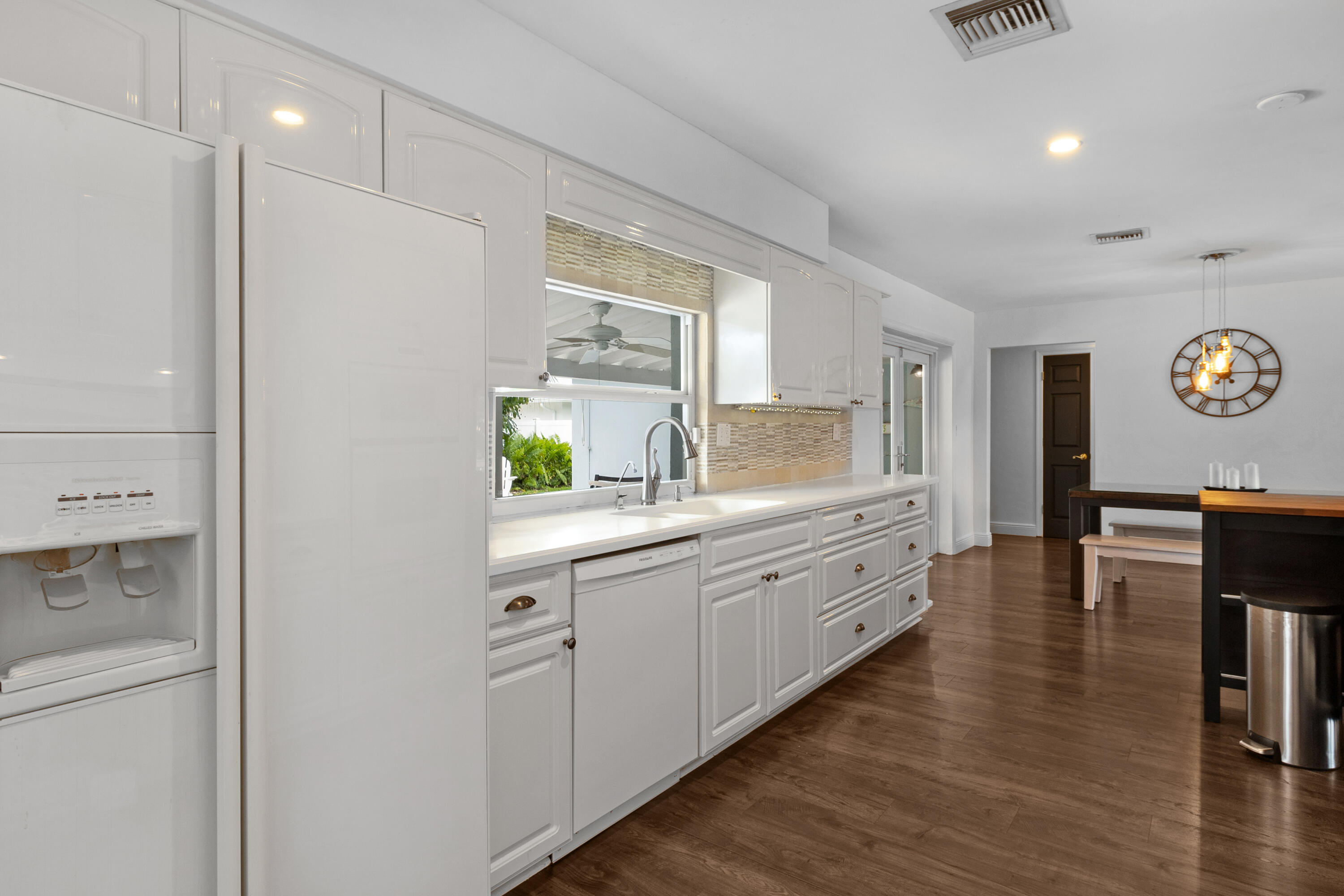 1851 NE 59th Street