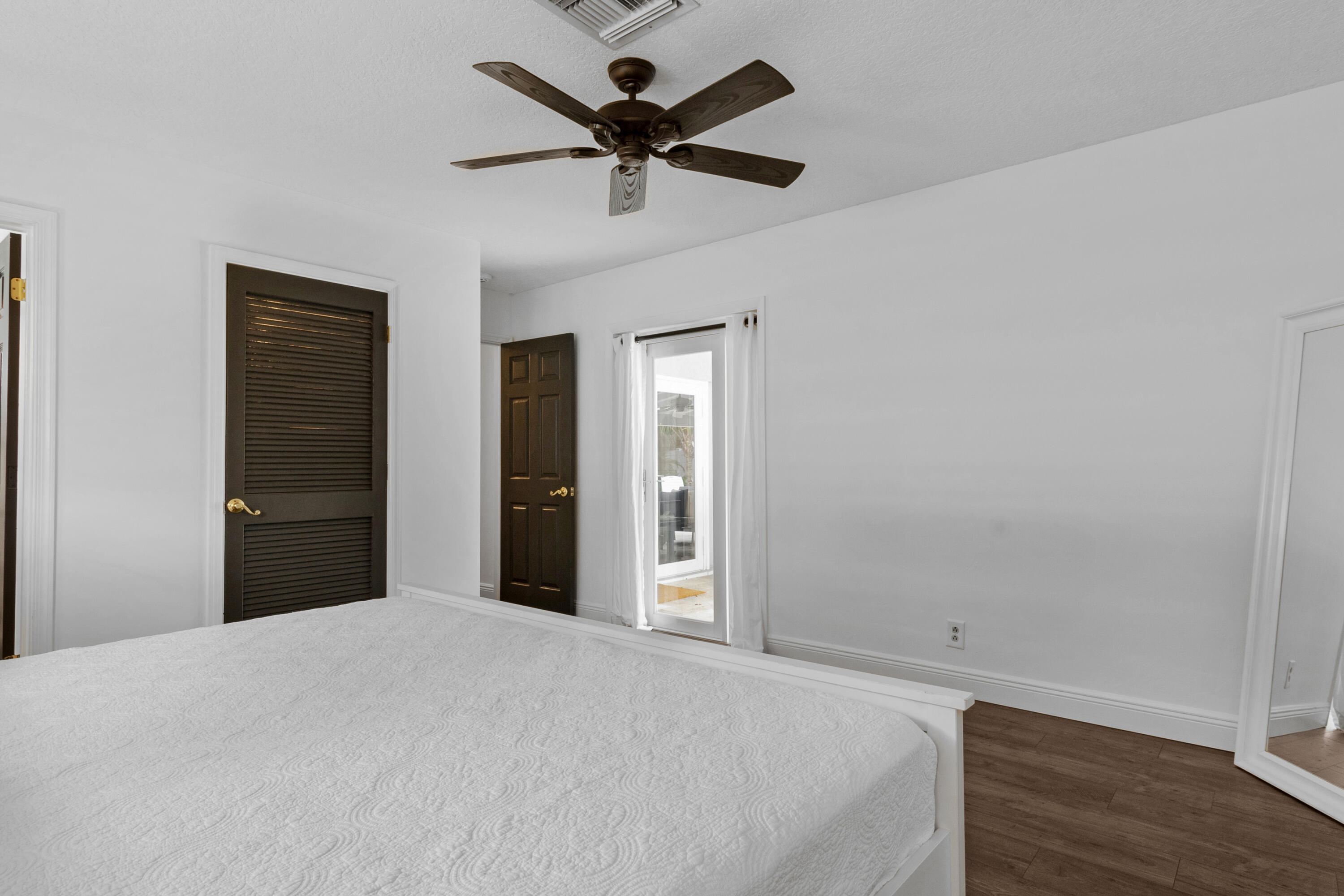 1851 NE 59th Street