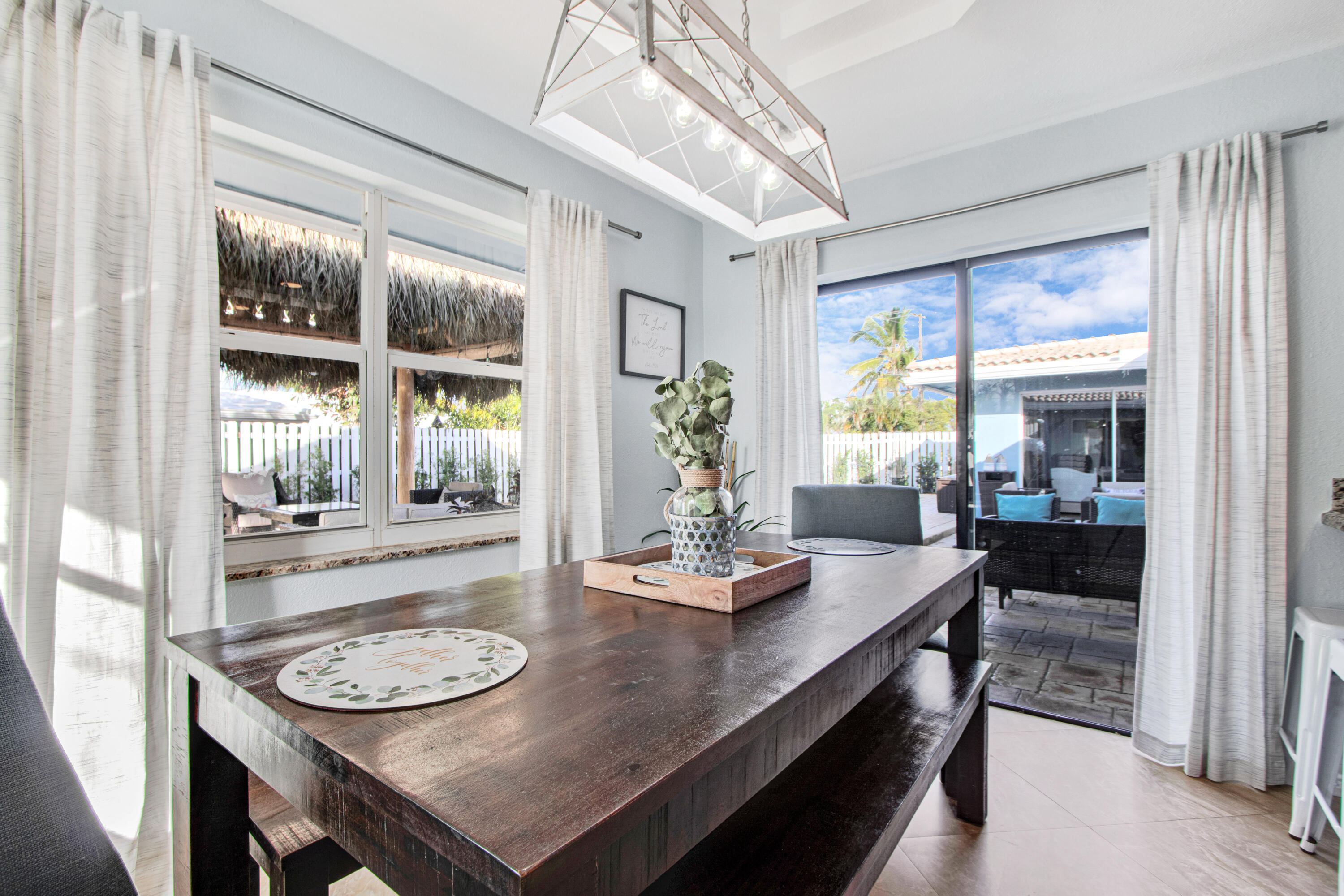 551 SE 14th Street