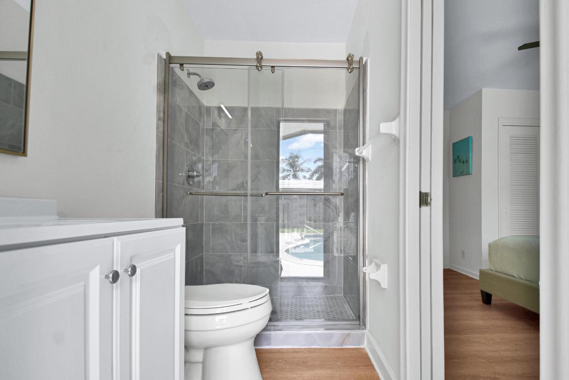 6000 NE 18th Terrace