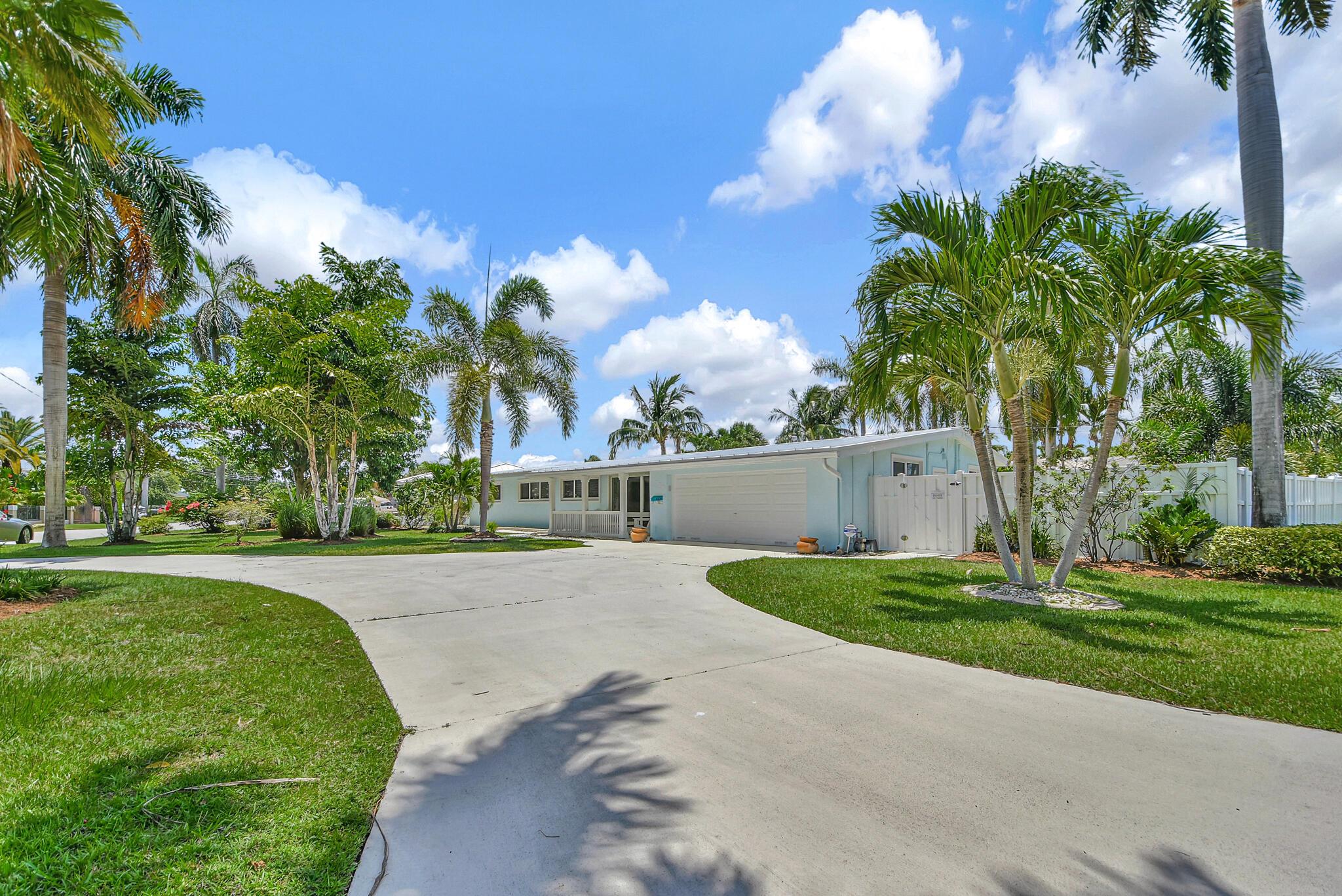 2780 NE 5th Street