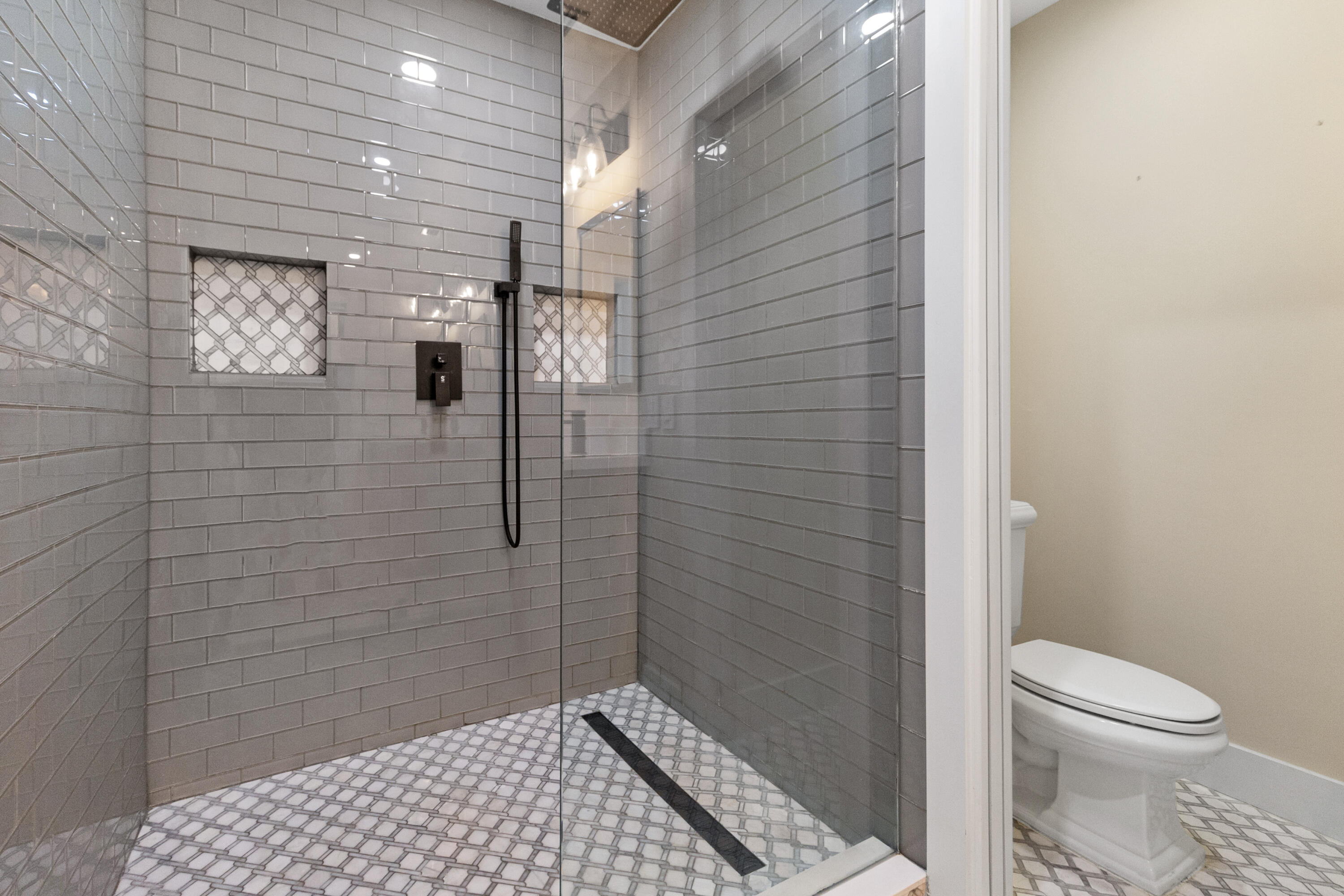 2530 SE 10th Court