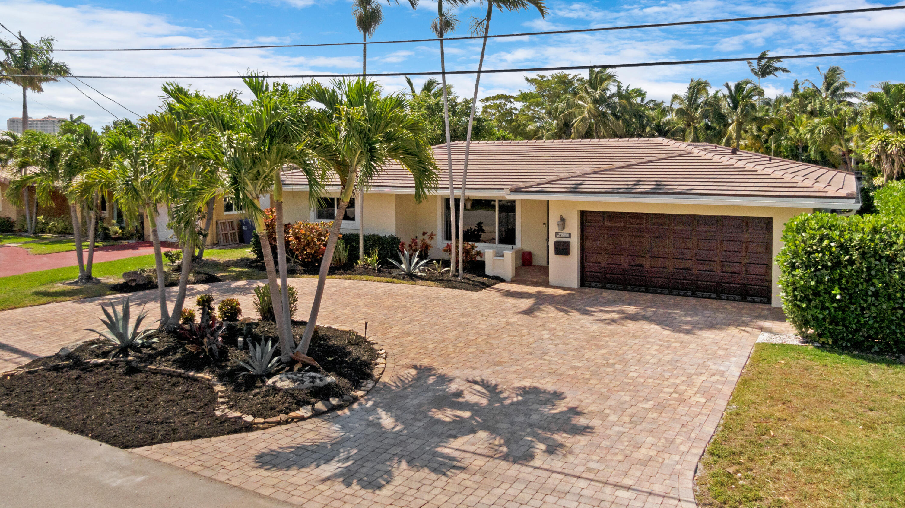 2530 SE 10th Court