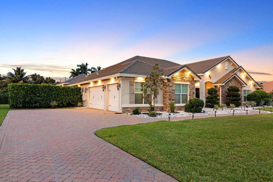 5351 N Sterling Ranch Circle