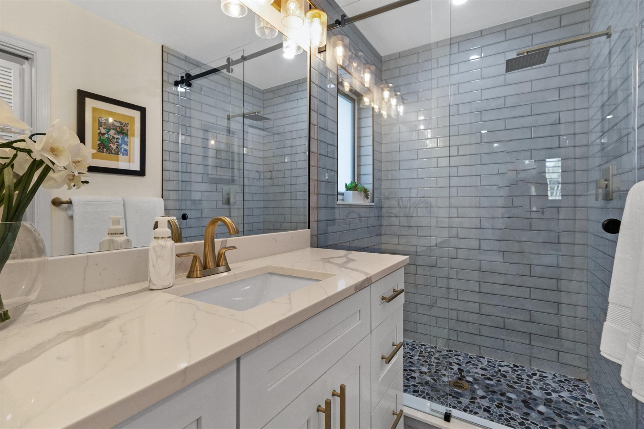 6505 NE 21st Ter Terrace