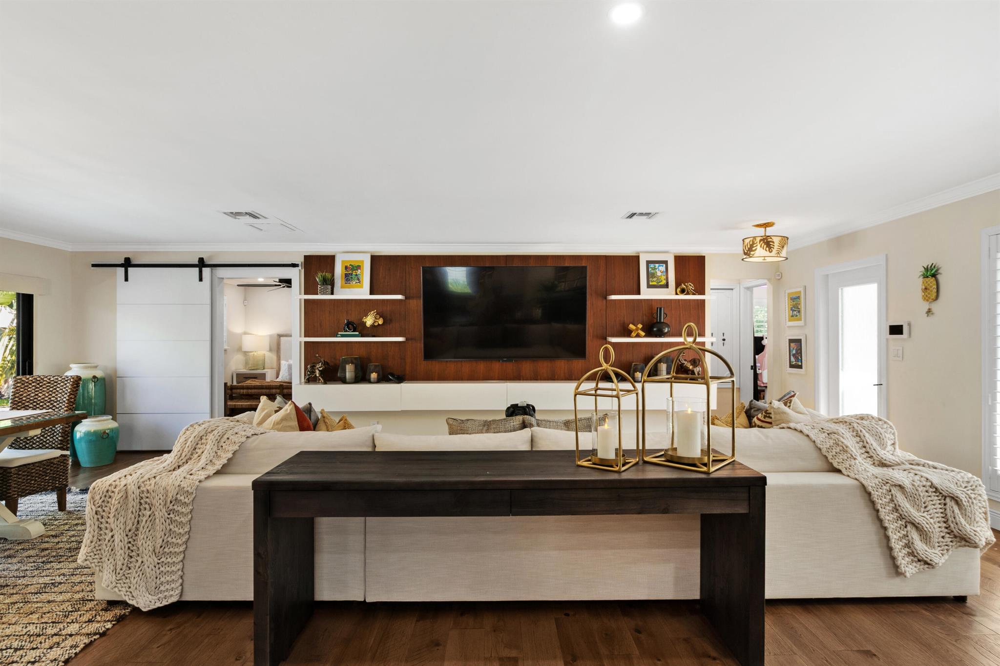 6505 NE 21st Ter Terrace