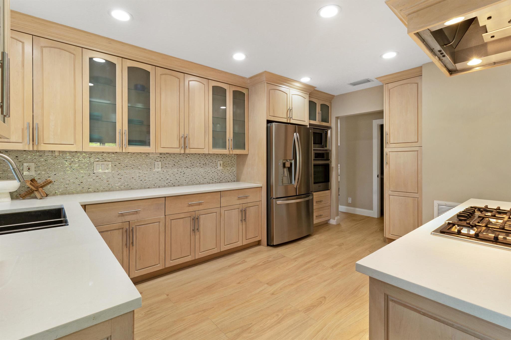 2320 SE 8th Court